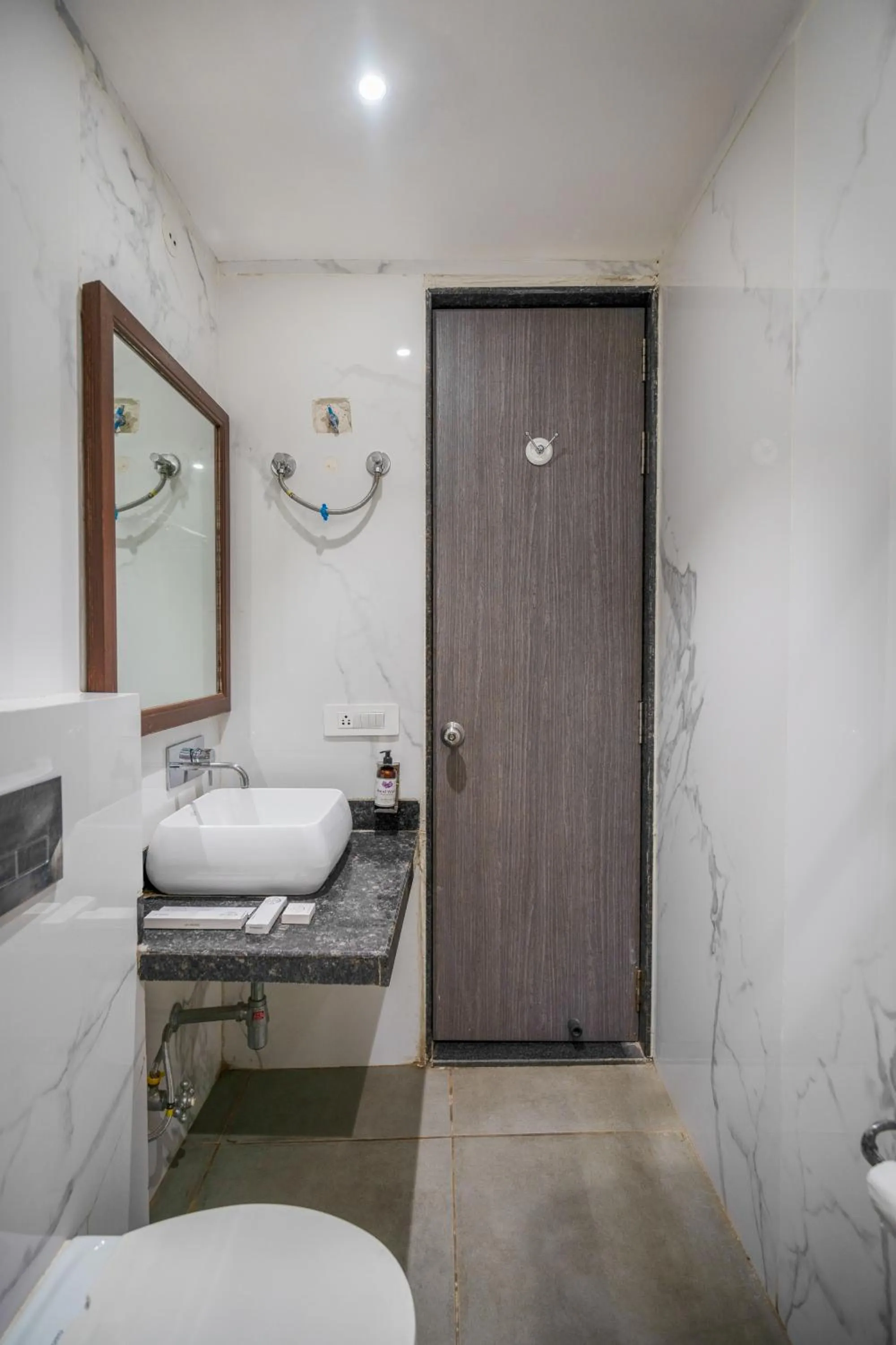 Bathroom in The White Seasons