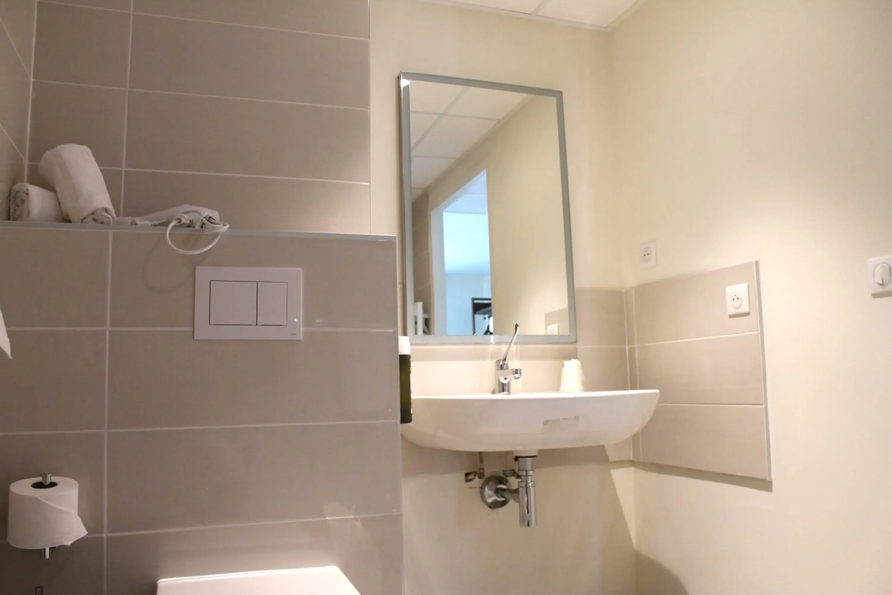 Superior Double Room in Adonis le Castellet Superior Double Room in Adonis le Castellet