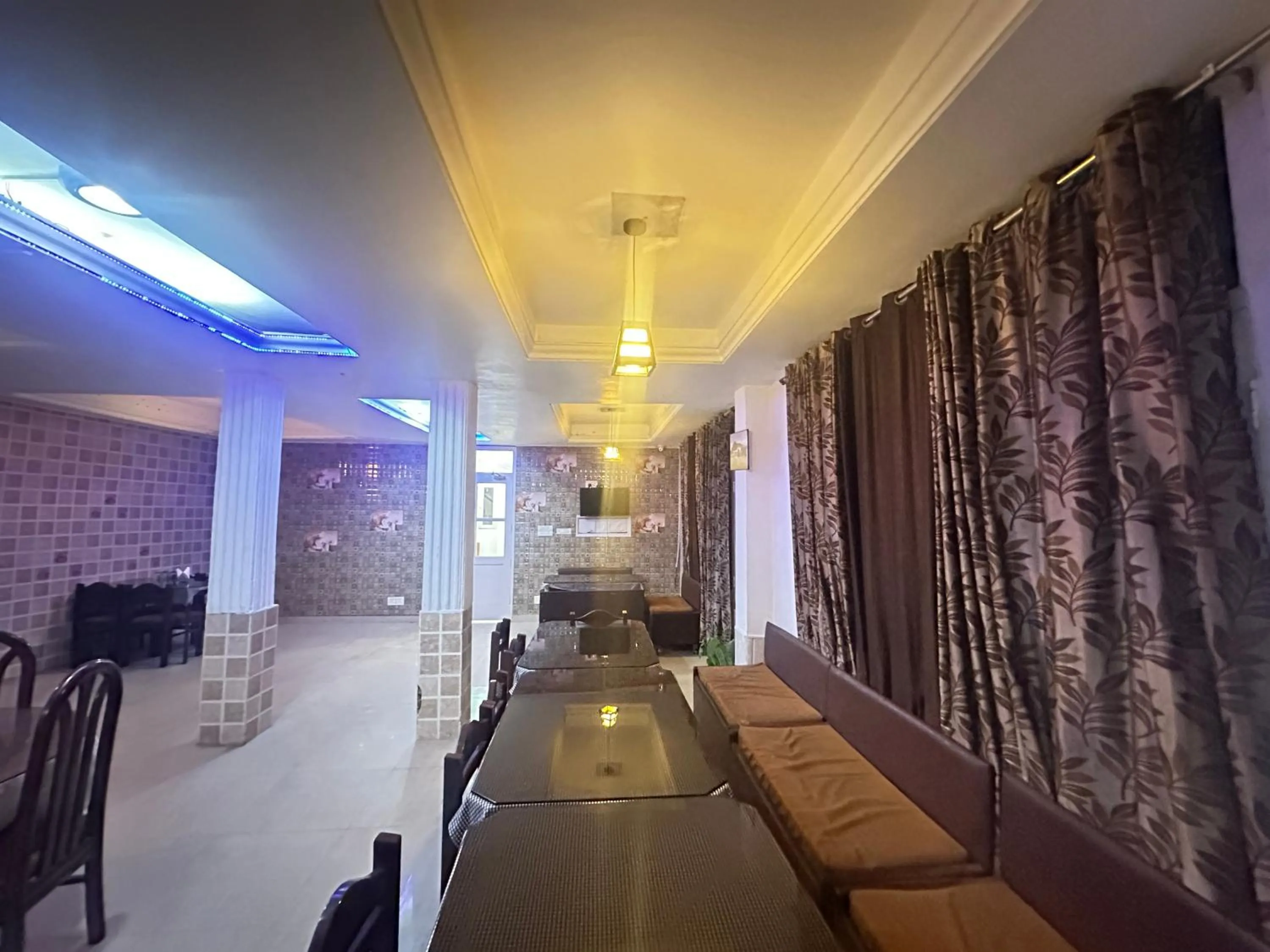 Living room in Western Nest International