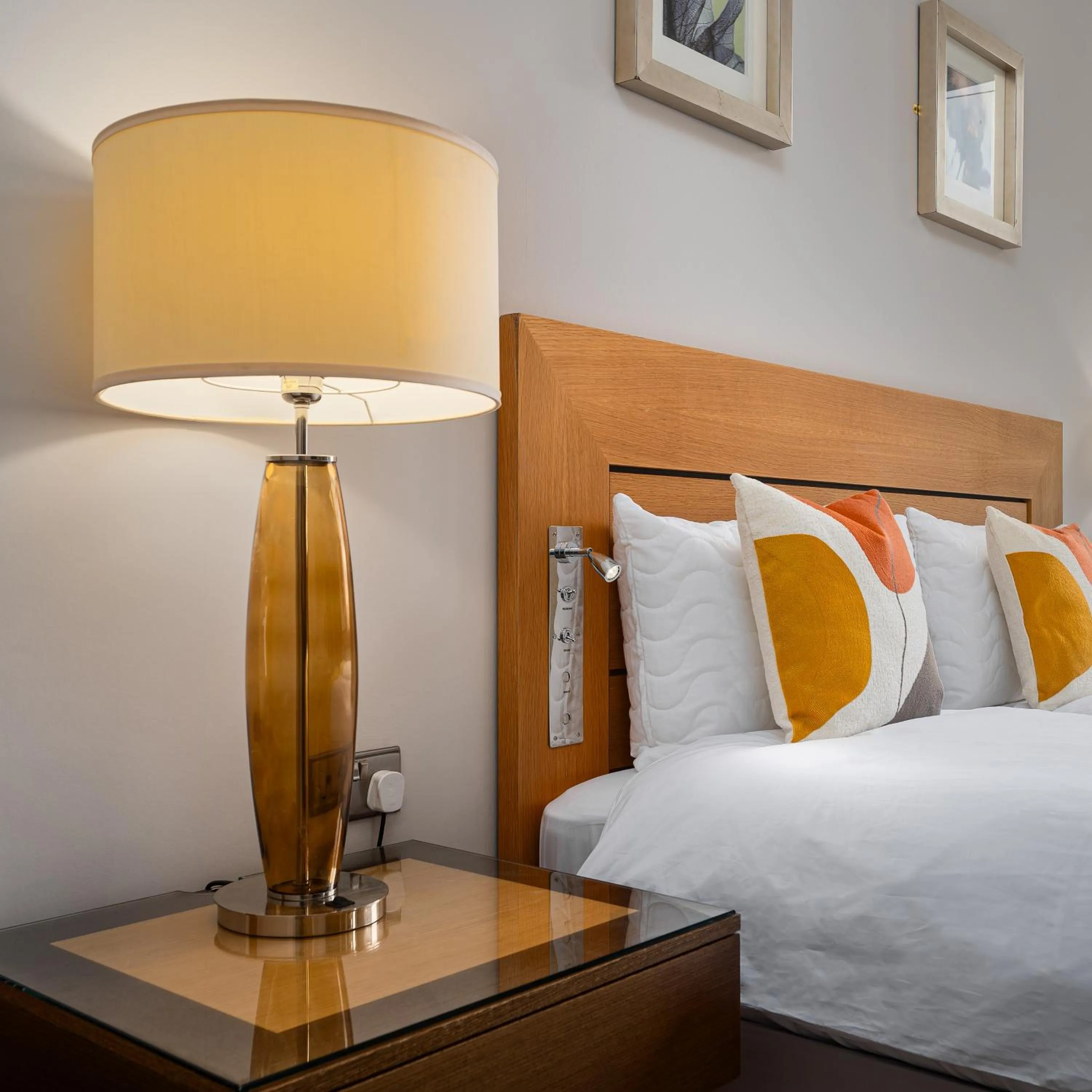 Bed in Elephant and Castle