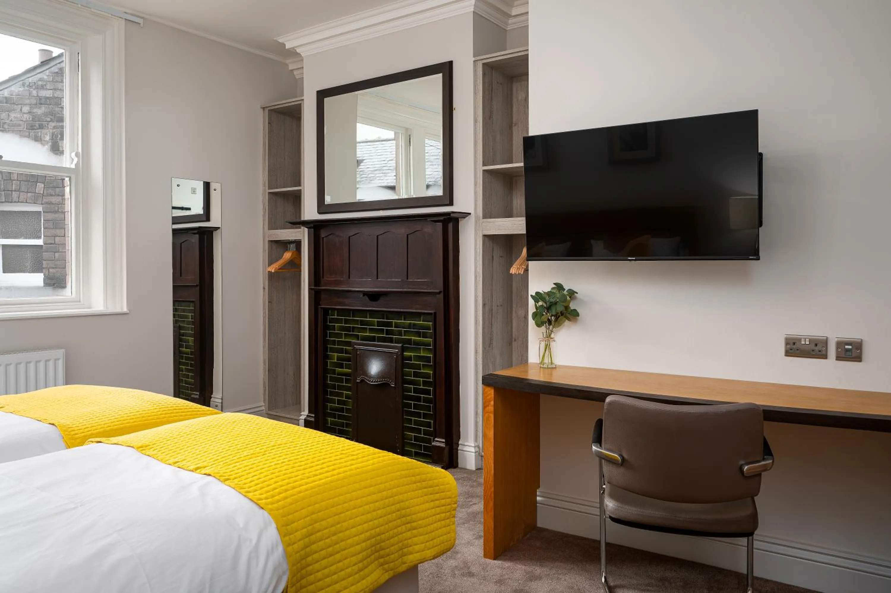 Bed in Elephant and Castle