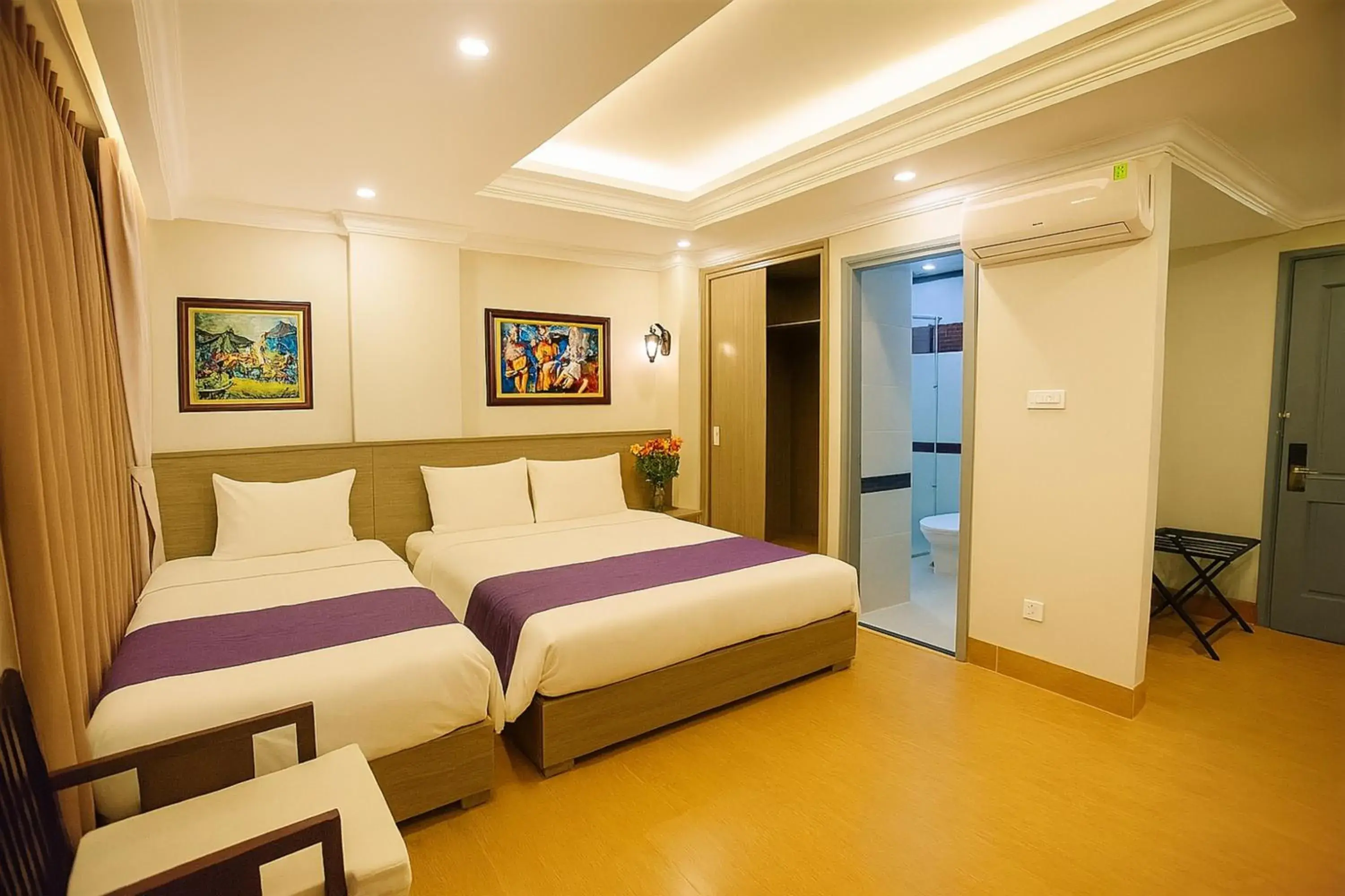 Triple Room with City View - single occupancy in Yen Indochine Triple Room with City View - single occupancy in Yen Indochine