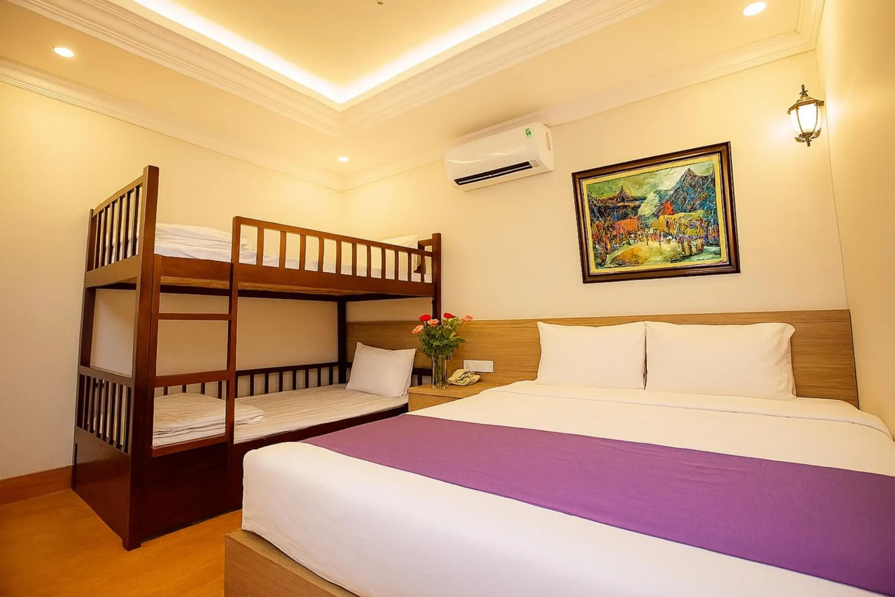 Family Room - single occupancy in Yen Indochine Family Room - single occupancy in Yen Indochine