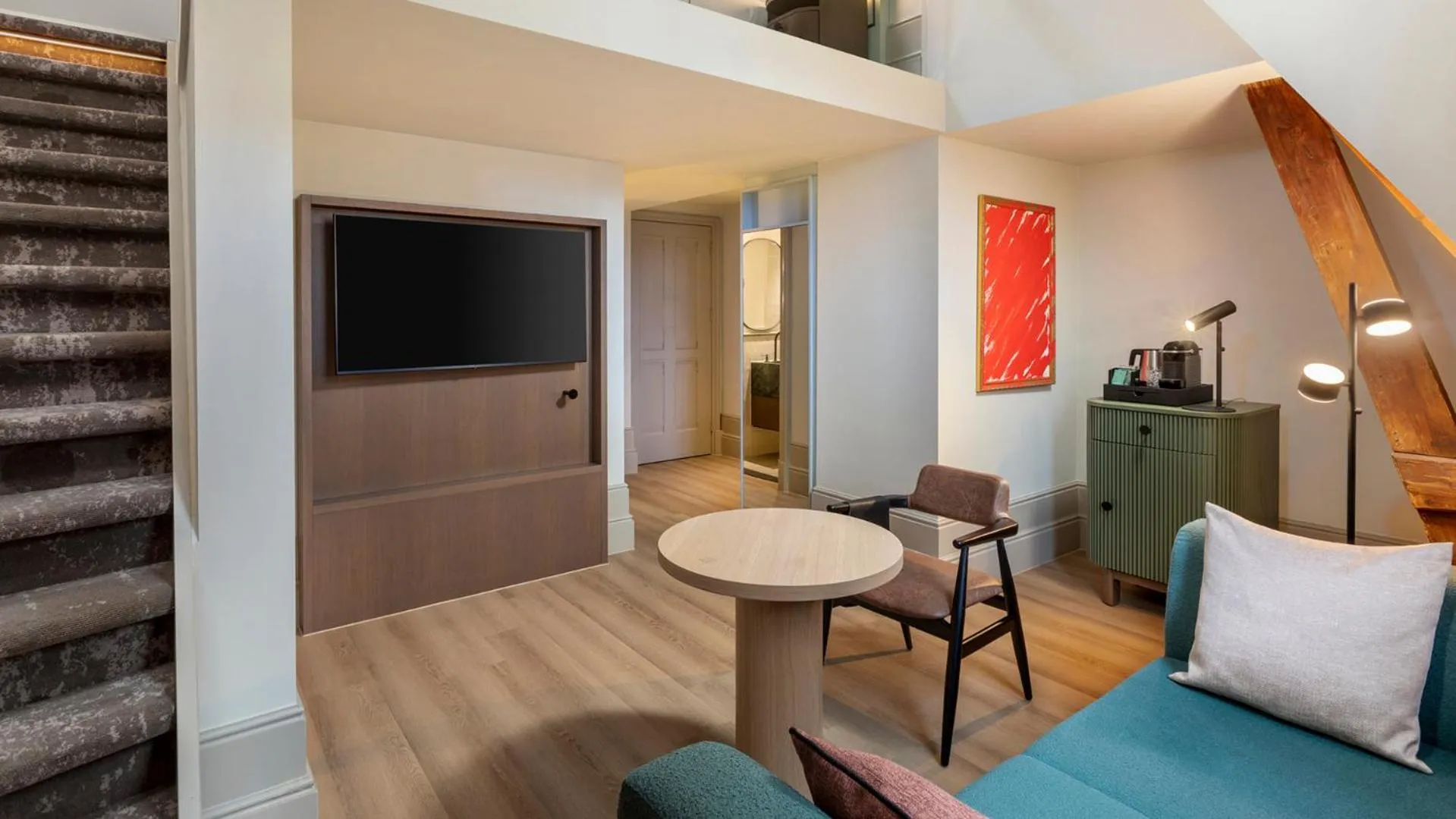 TV and multimedia in The College Hotel Amsterdam, Autograph Collection