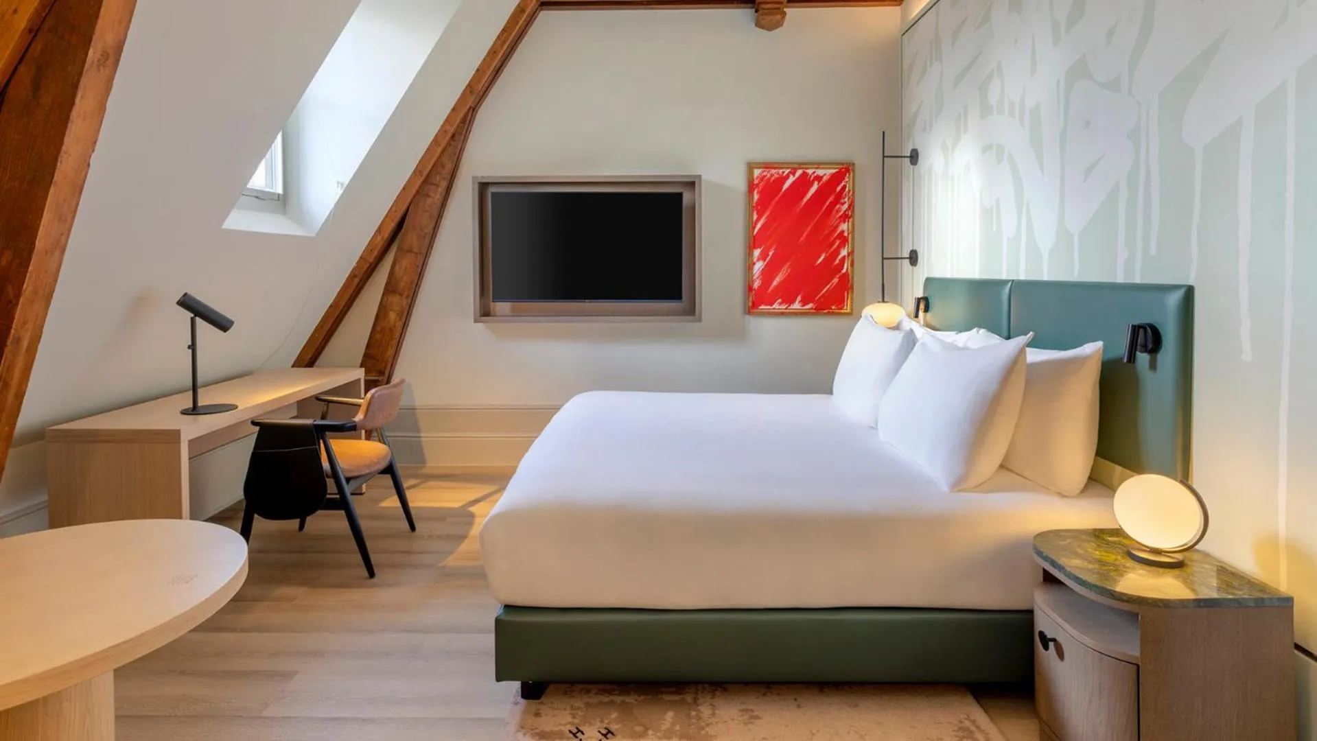 Photo of the whole room, Bed in The College Hotel Amsterdam, Autograph Collection