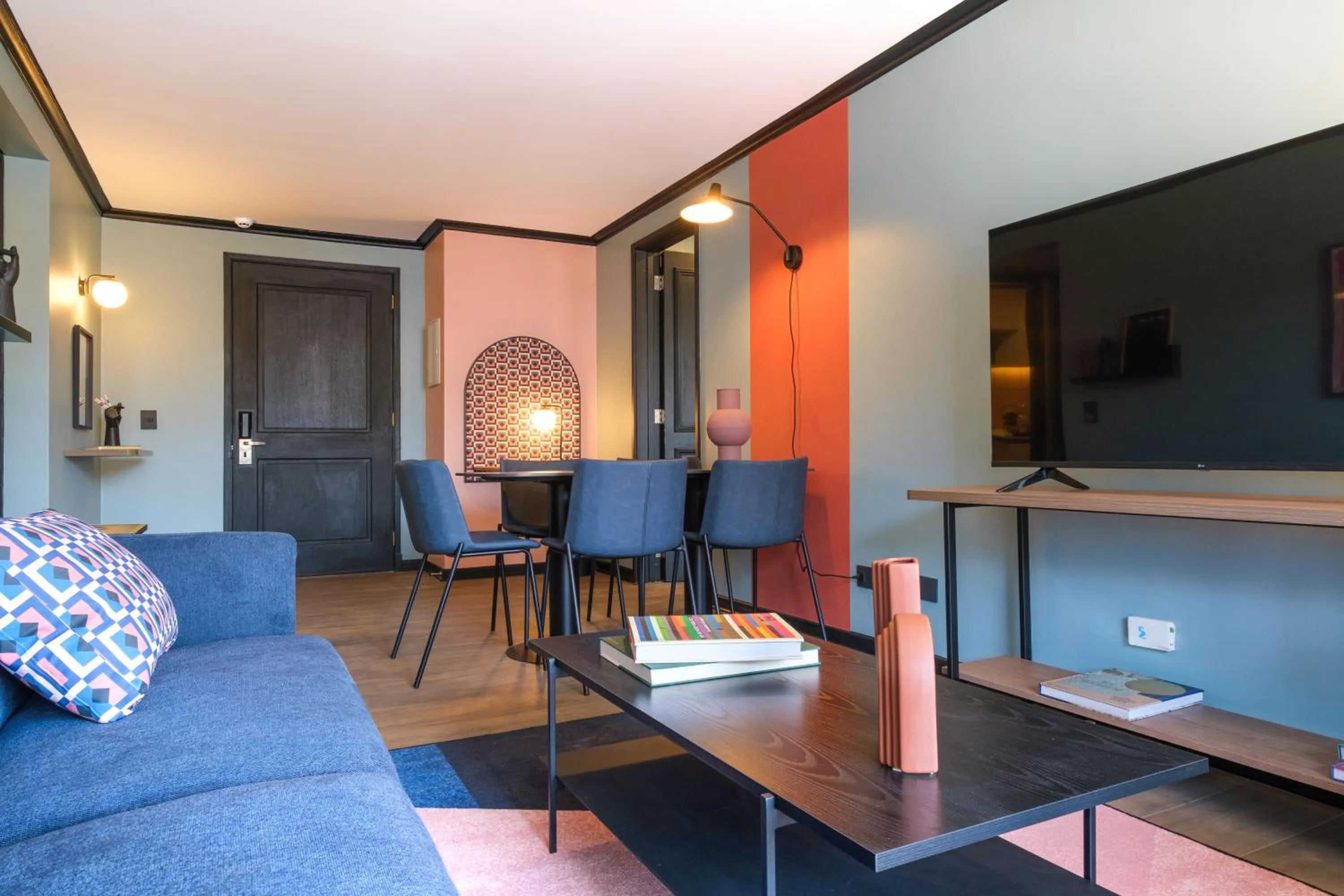 Living room in APT Serviced Apartments Santiago