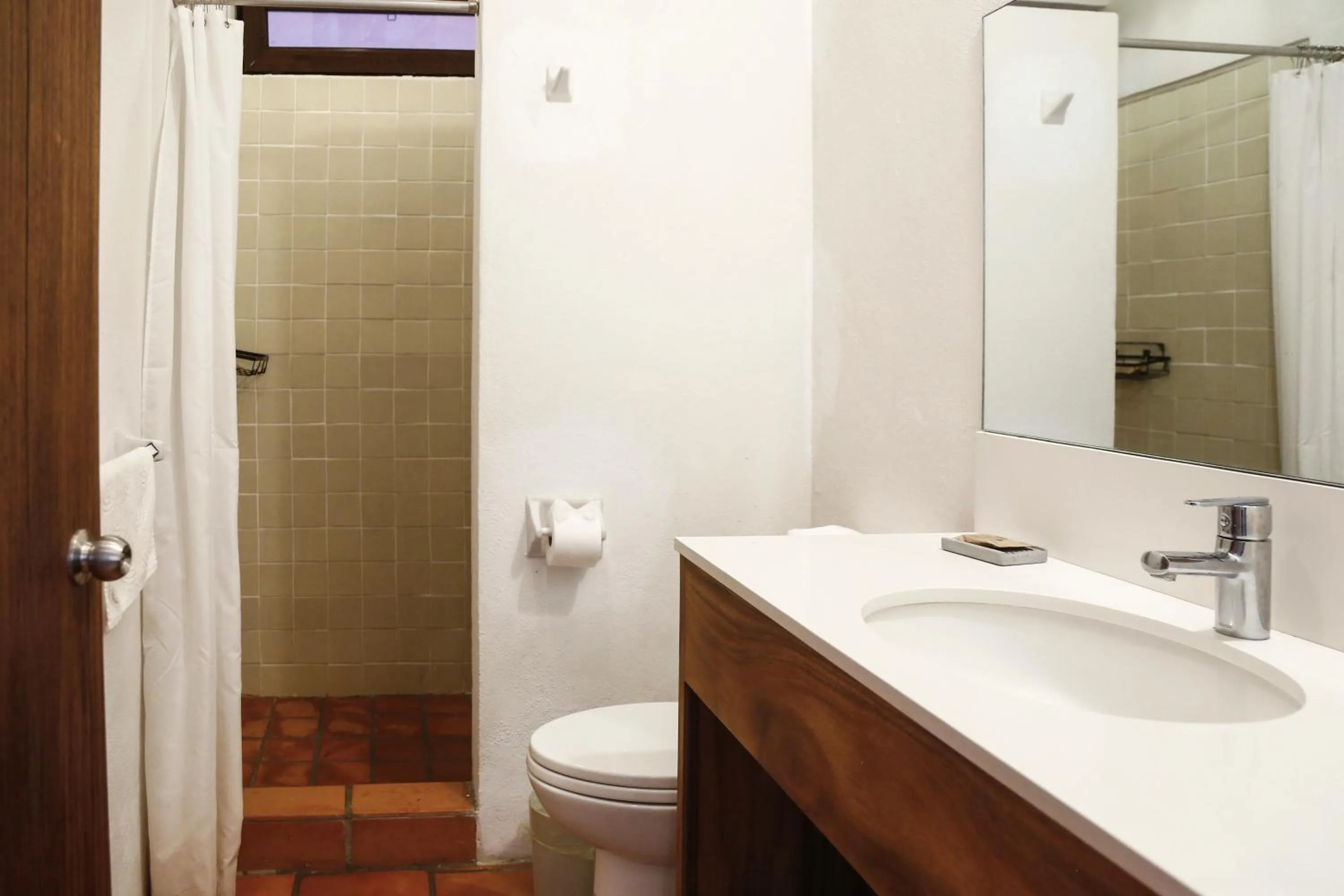 Shower in HOTEL AURELIA