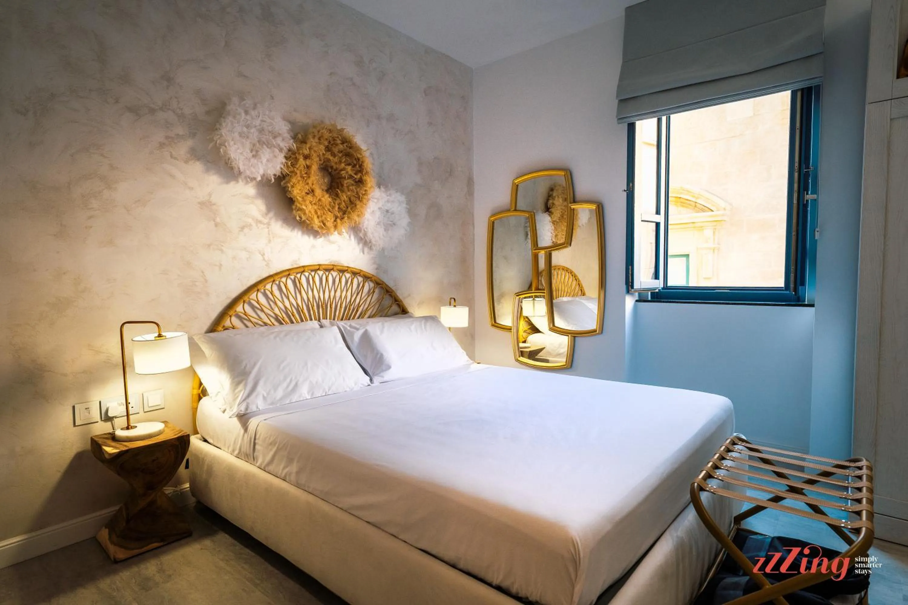 Bed in Avalon Boutique Hotel Valletta