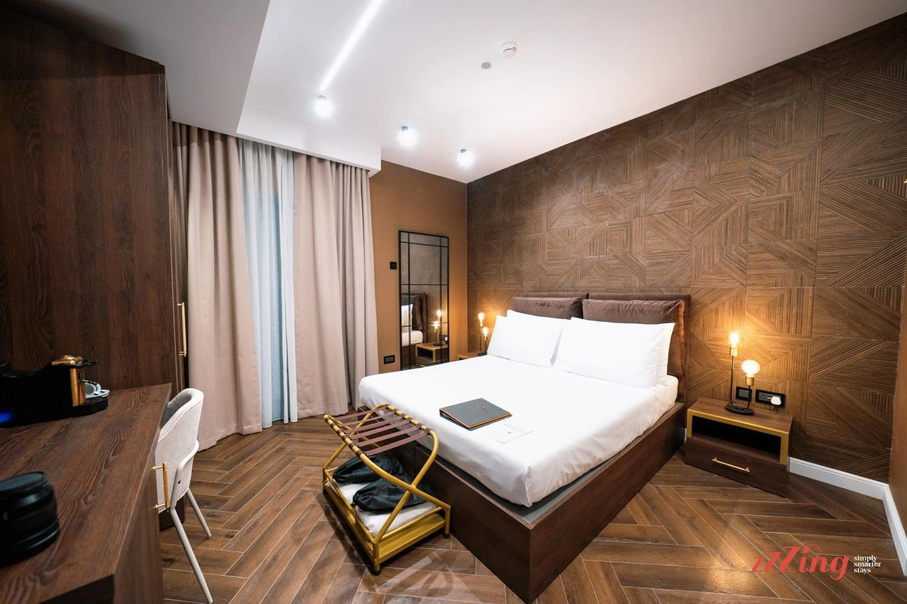 Bed in Avalon Boutique Hotel Valletta