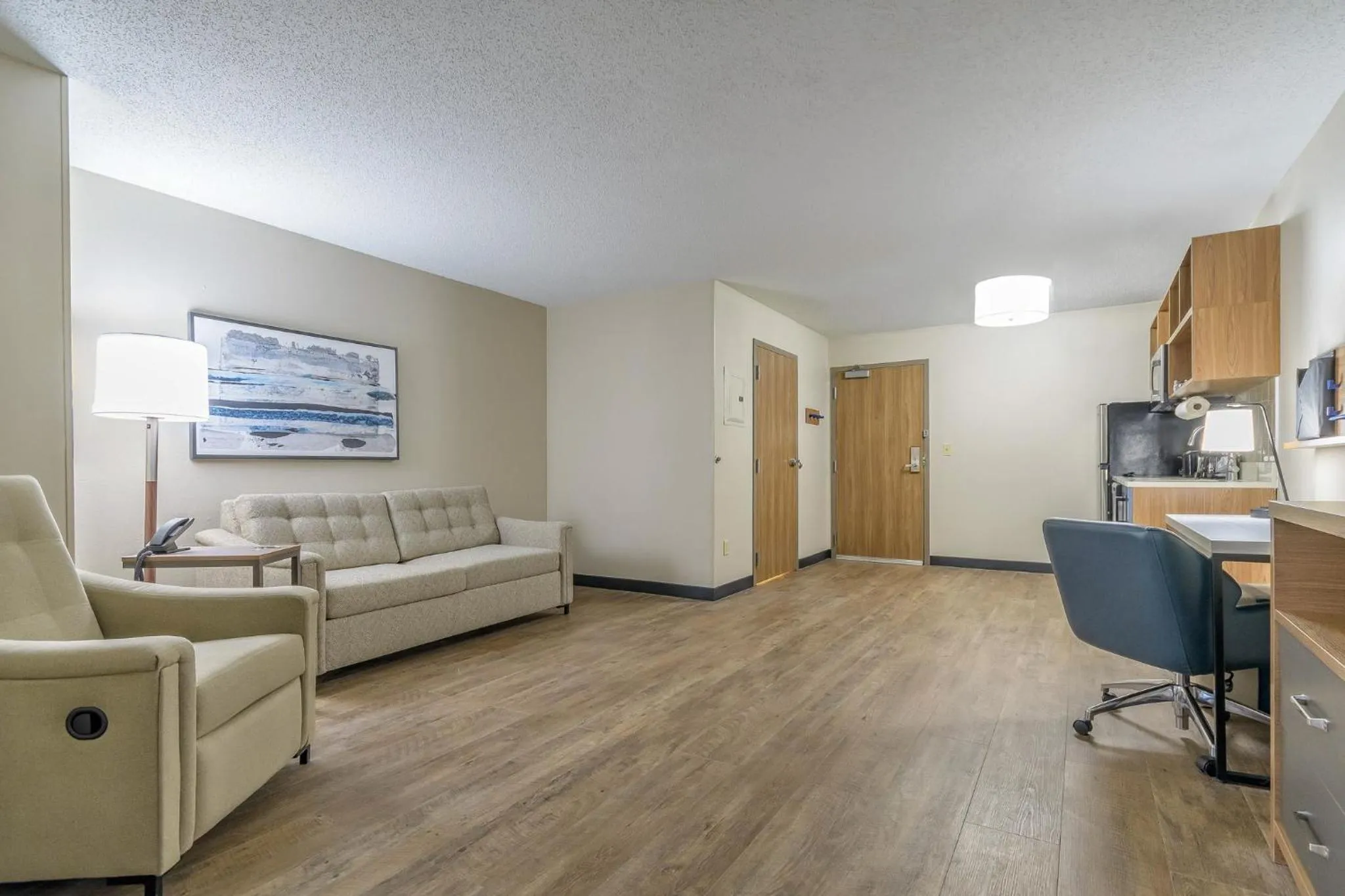 Photo of the whole room in Candlewood Suites Southfield - Detroit by IHG