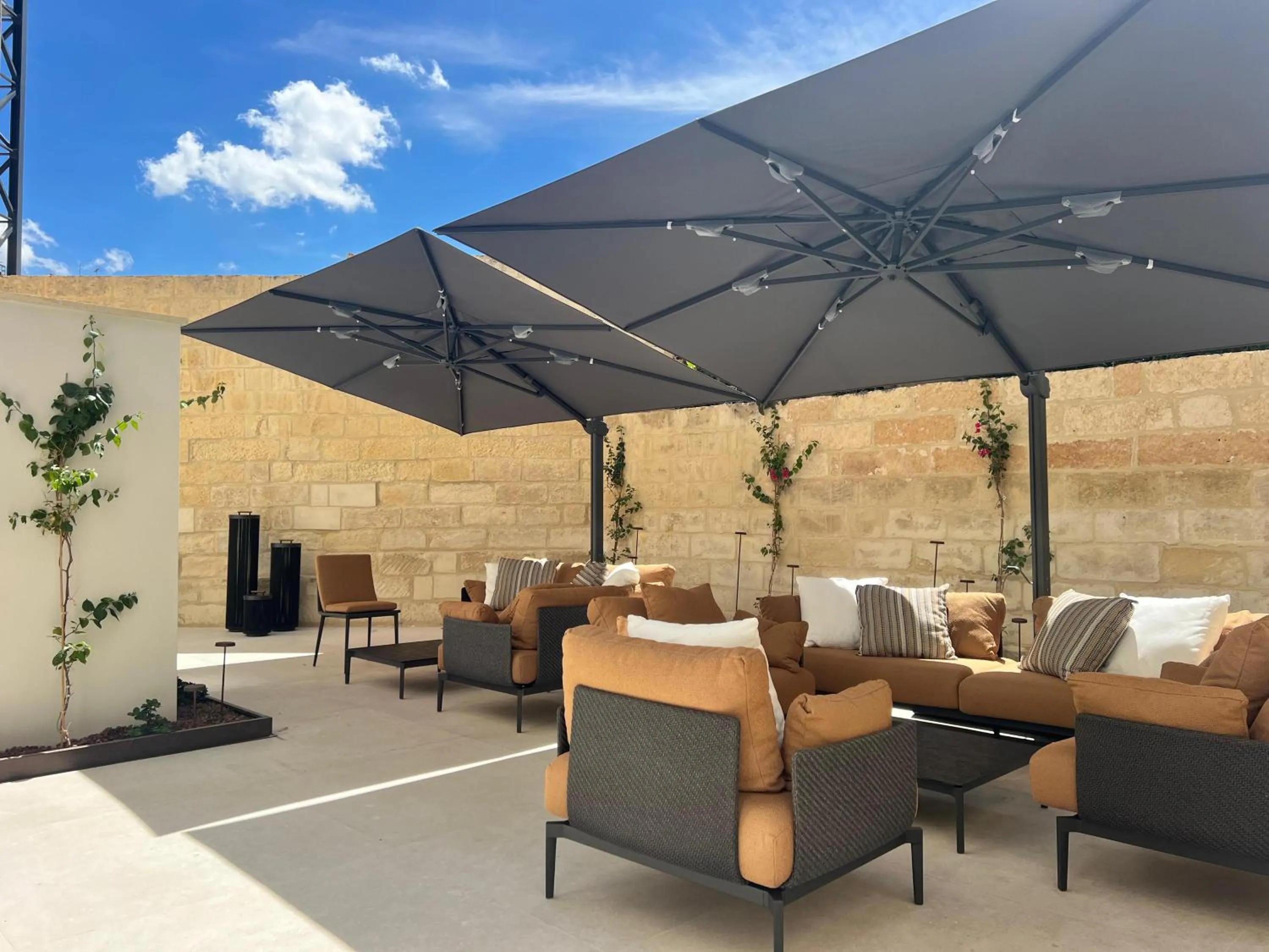 Inner courtyard view in Palazzo Giusti Lecce - Exclusive Boutique hotel