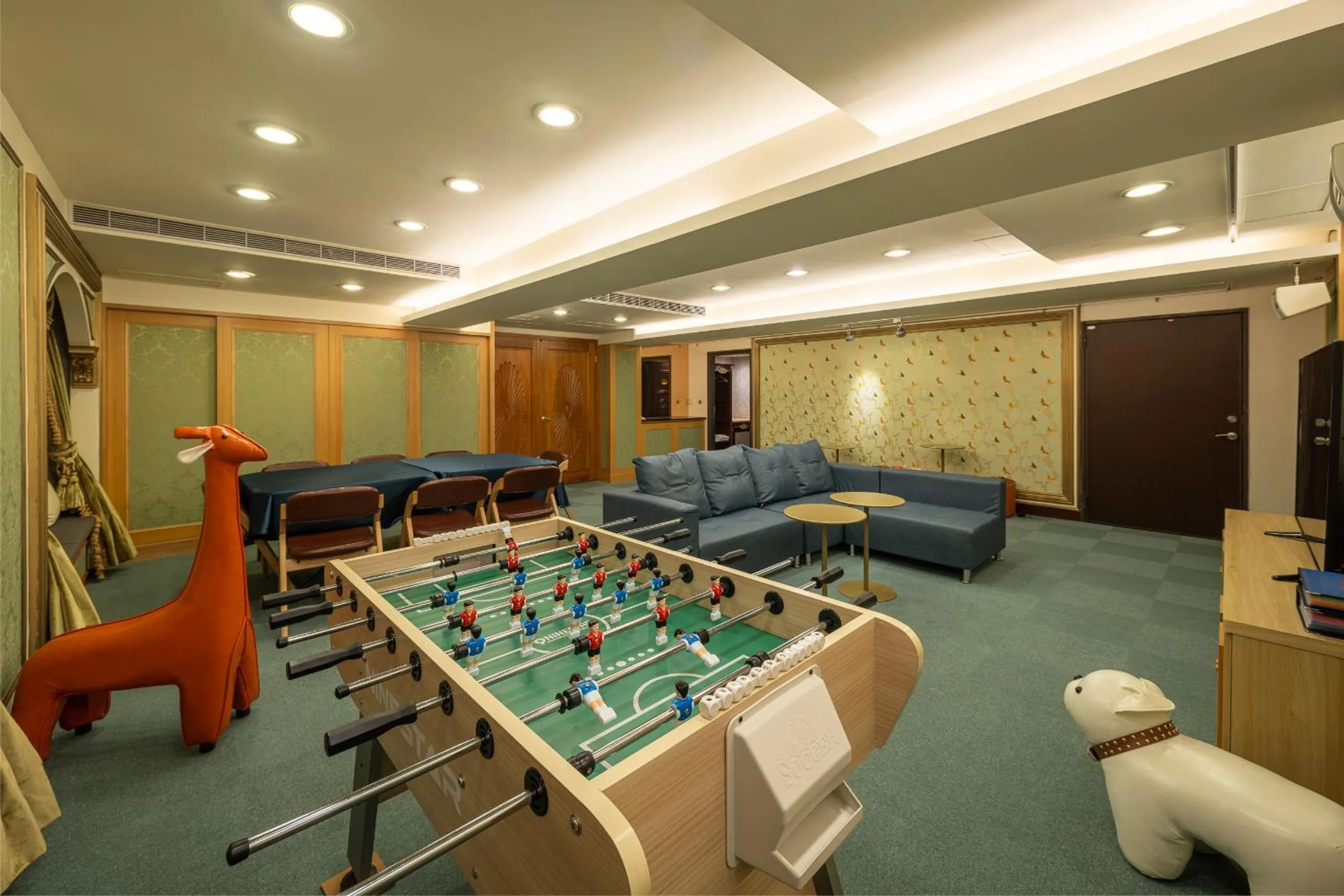 Game Room in Grand Pleasure Spring Hotel