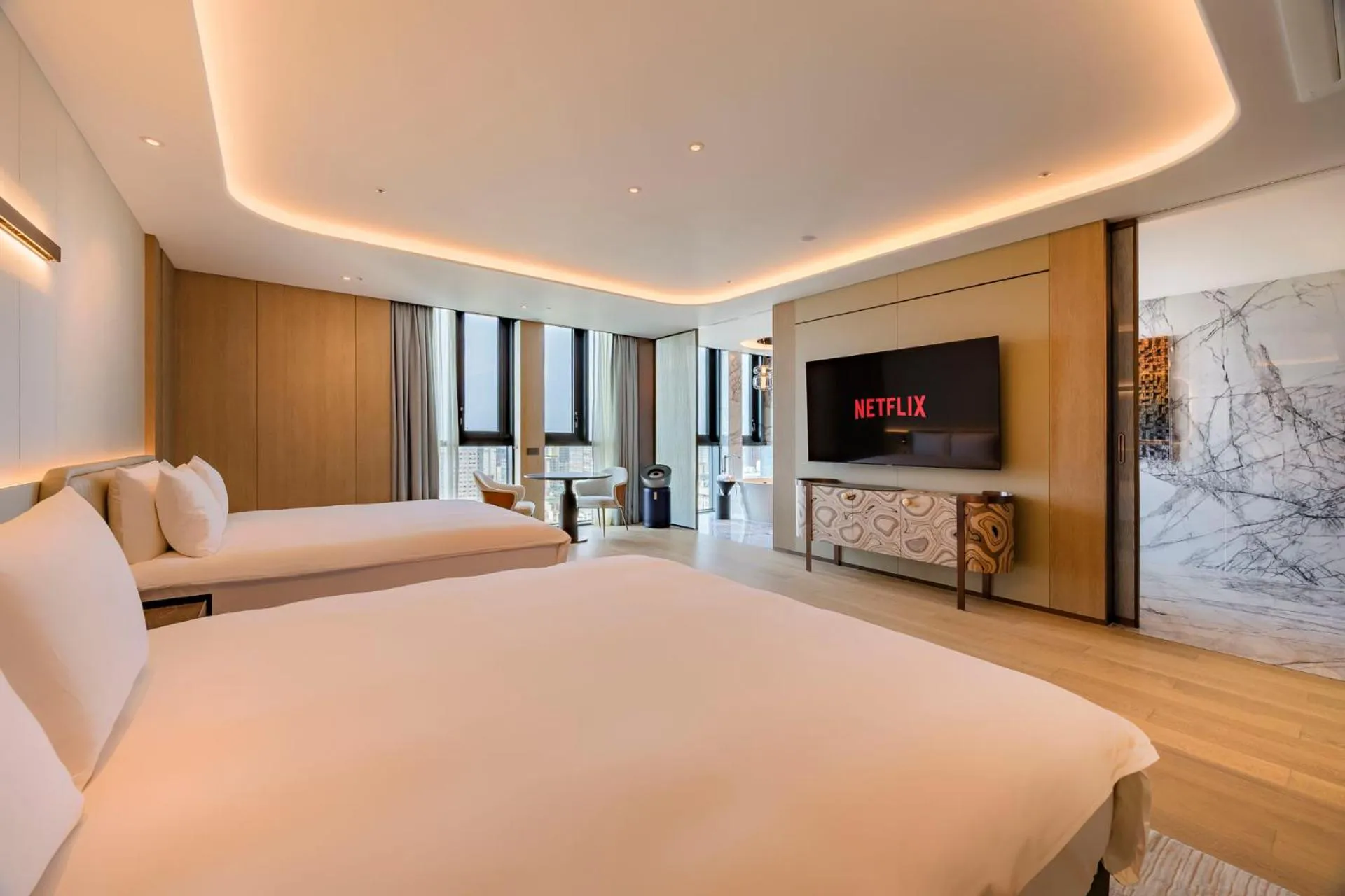 Photo of the whole room, Bed in Jeju Bolton Hotel