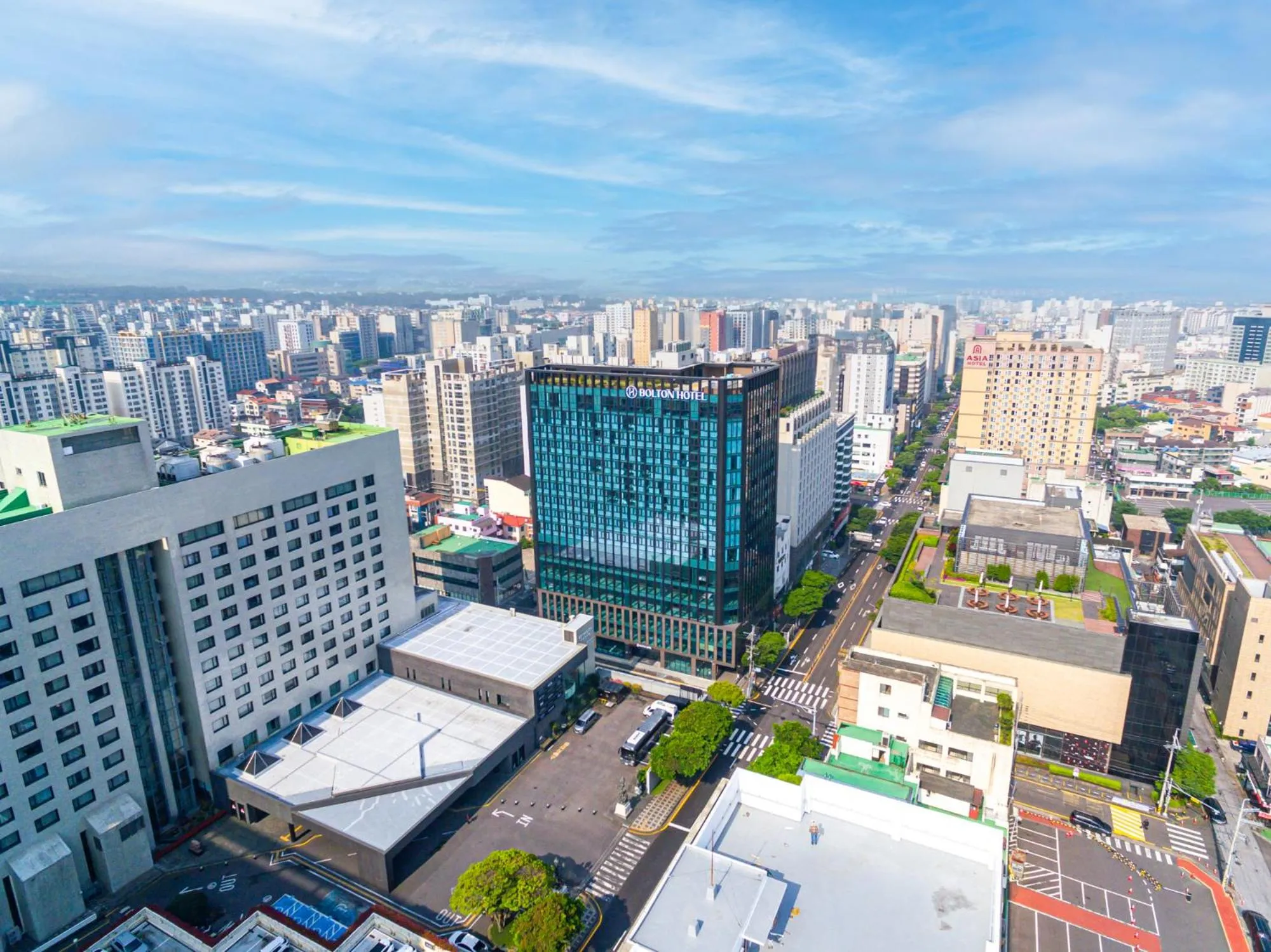 Property building in Jeju Bolton Hotel