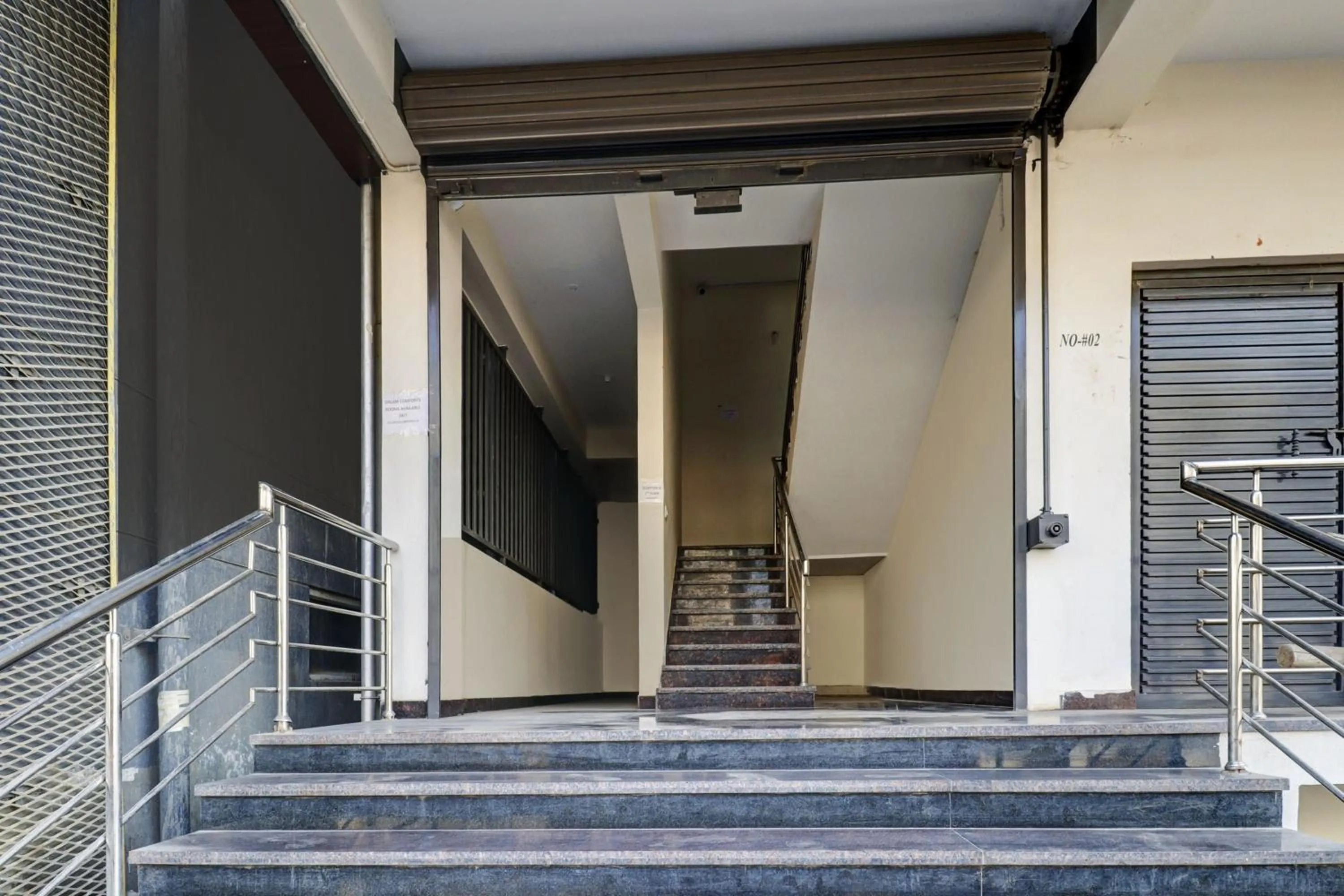 Facade/entrance in Dream Comforts Lodging & Boarding