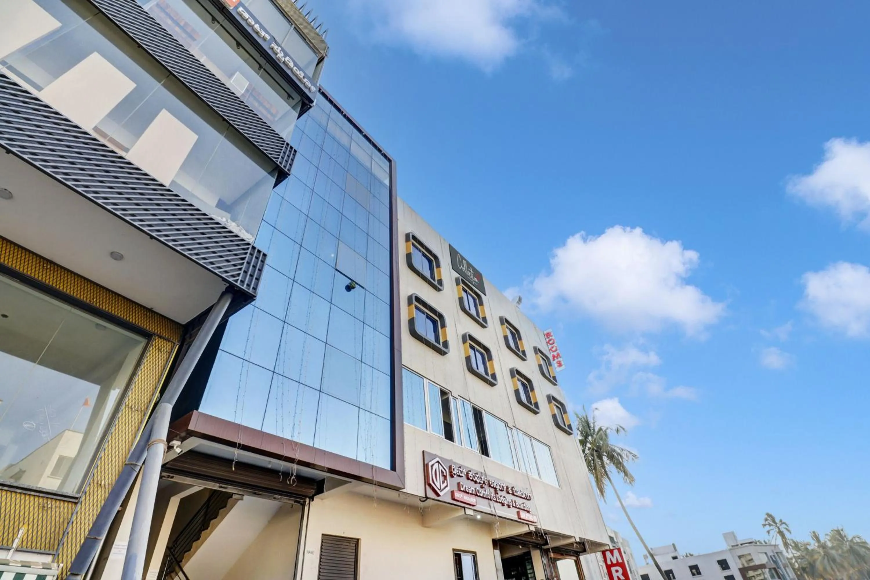 Facade/entrance in Dream Comforts Lodging & Boarding