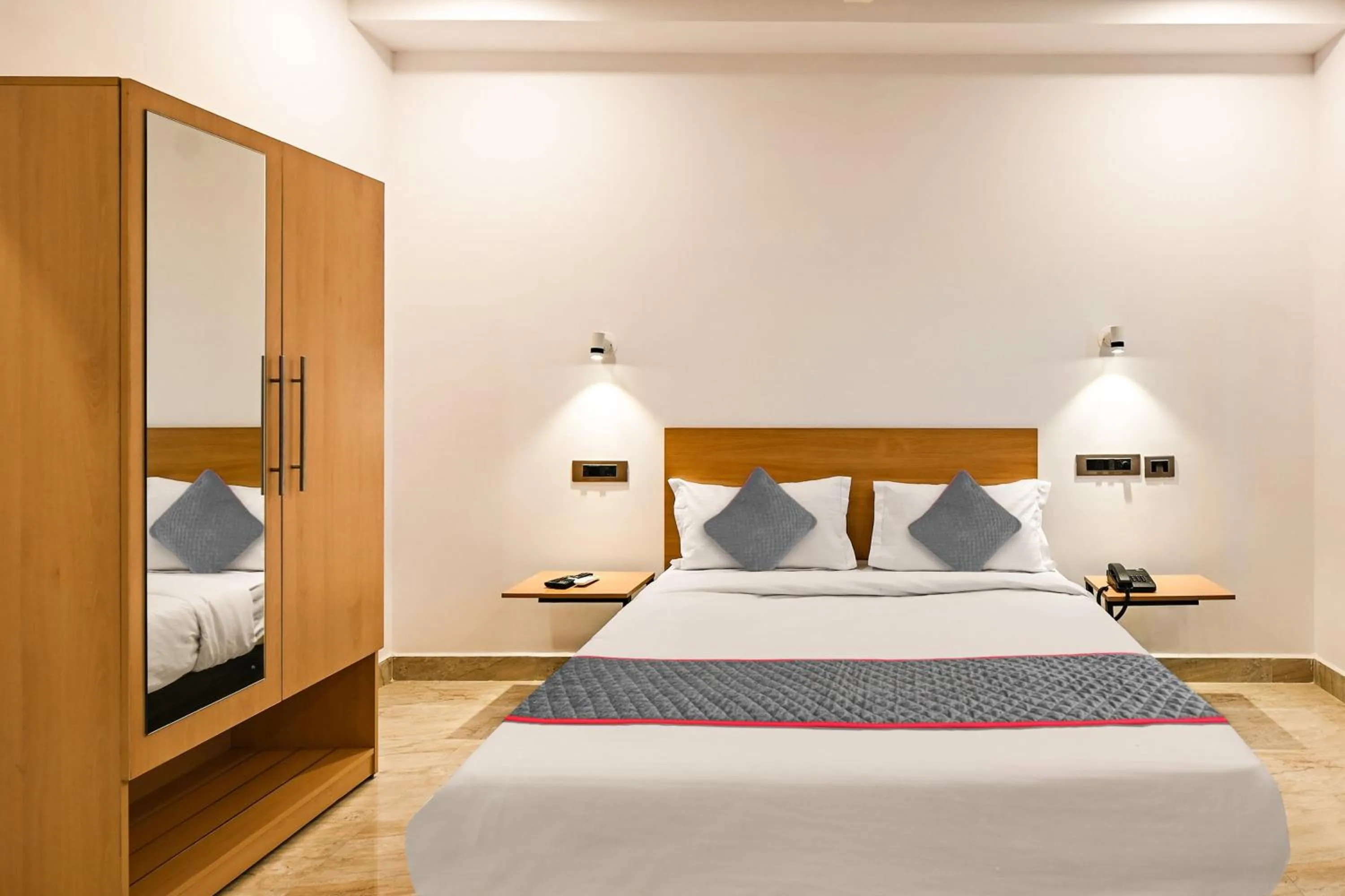 Bedroom in Super Townhouse De Alphabet Karmanghat