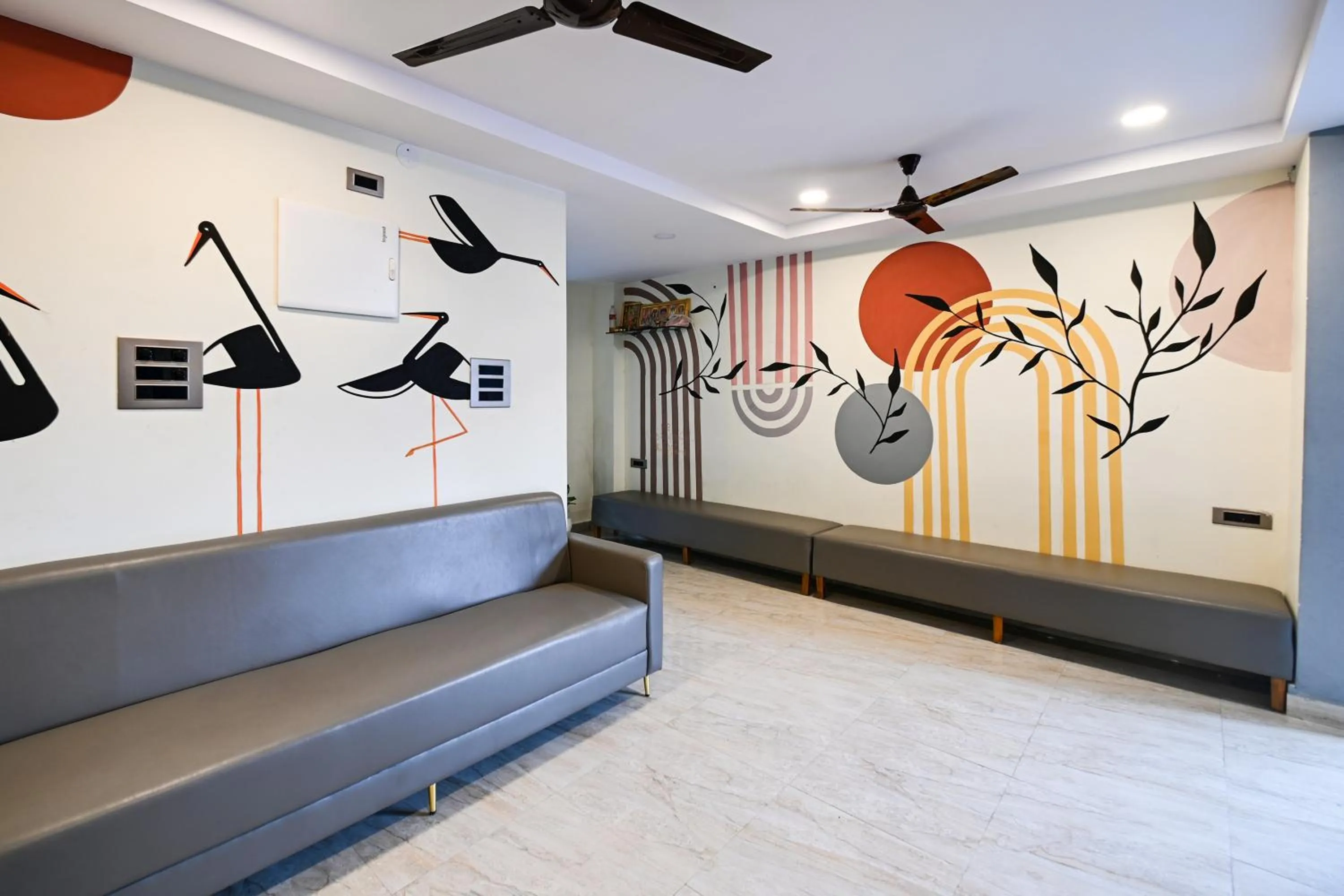 Lobby or reception in Super Townhouse De Alphabet Karmanghat