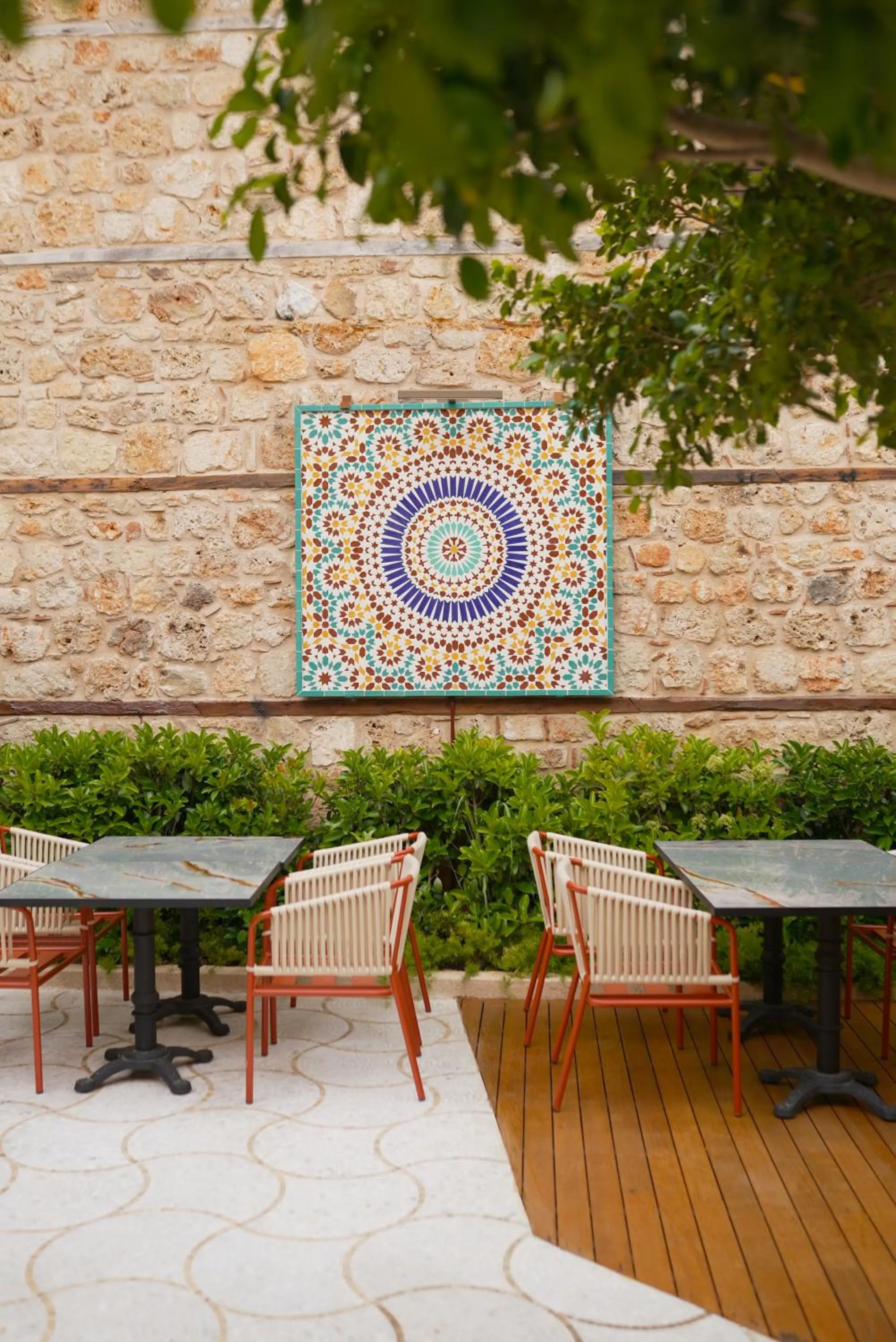 Restaurant/places to eat in Belmondo Suites Old Town Antalya