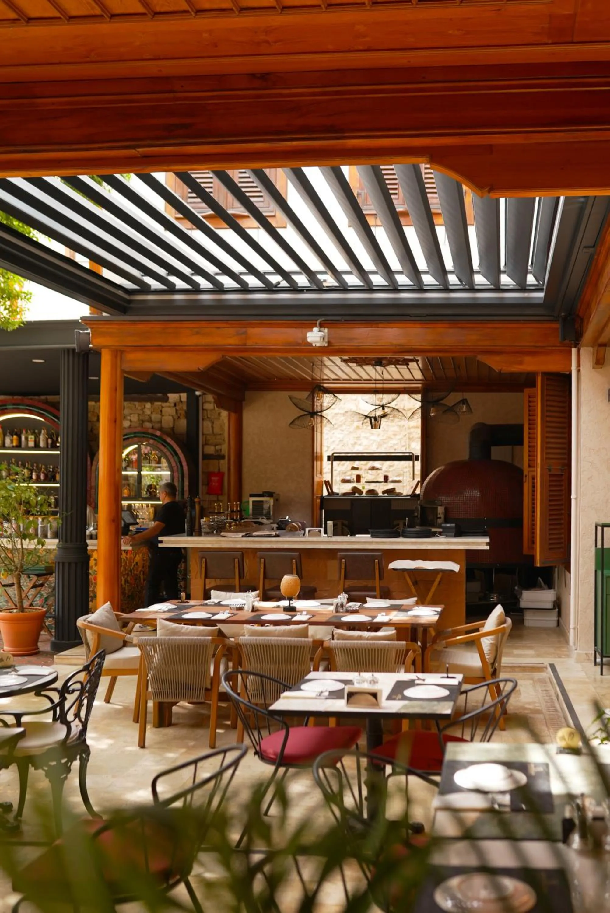 Restaurant/places to eat in Belmondo Suites Old Town Antalya