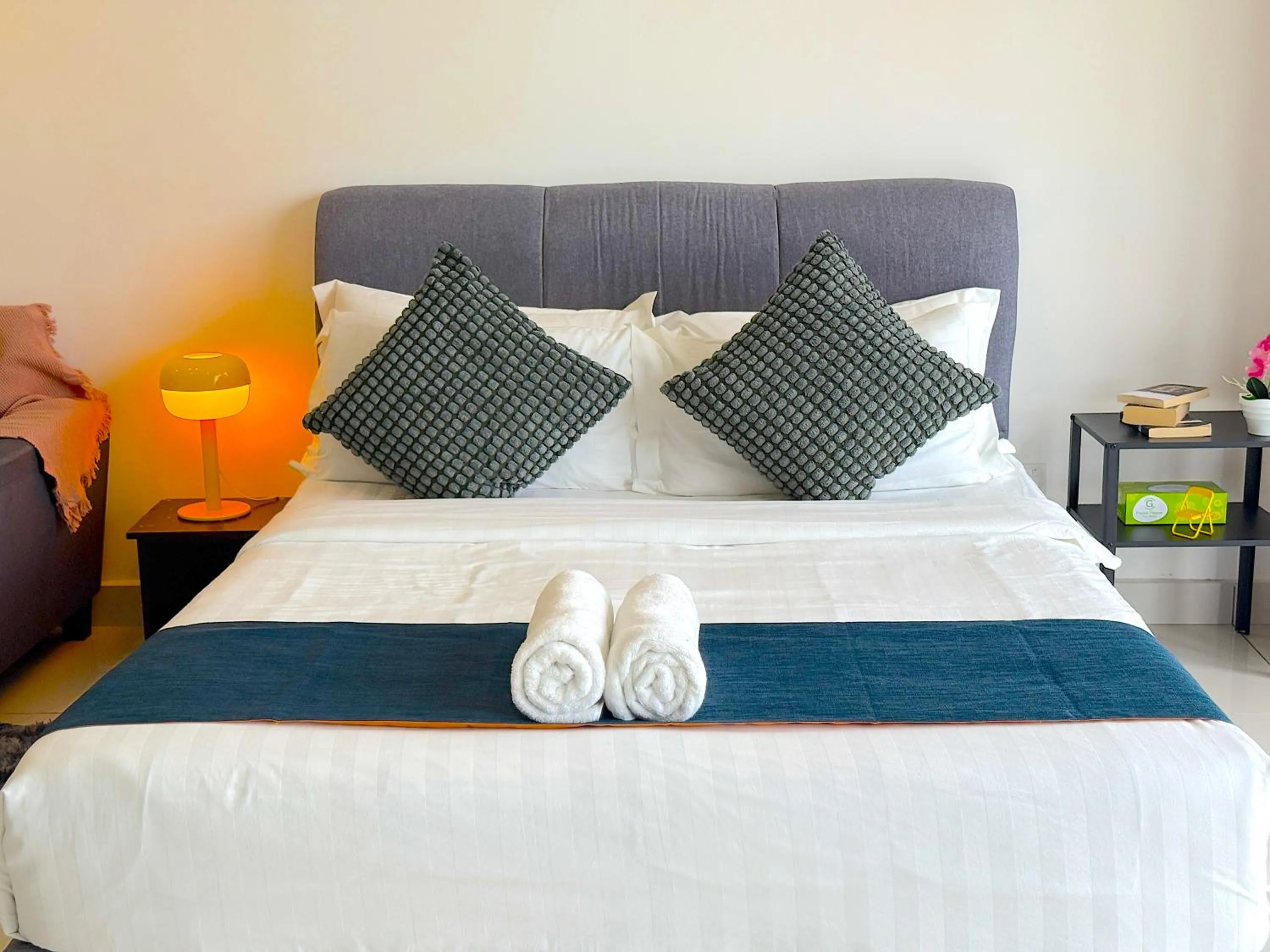 Photo of the whole room, Bed in 3 Towers Jalan Ampang By Serenity Vacation Homes