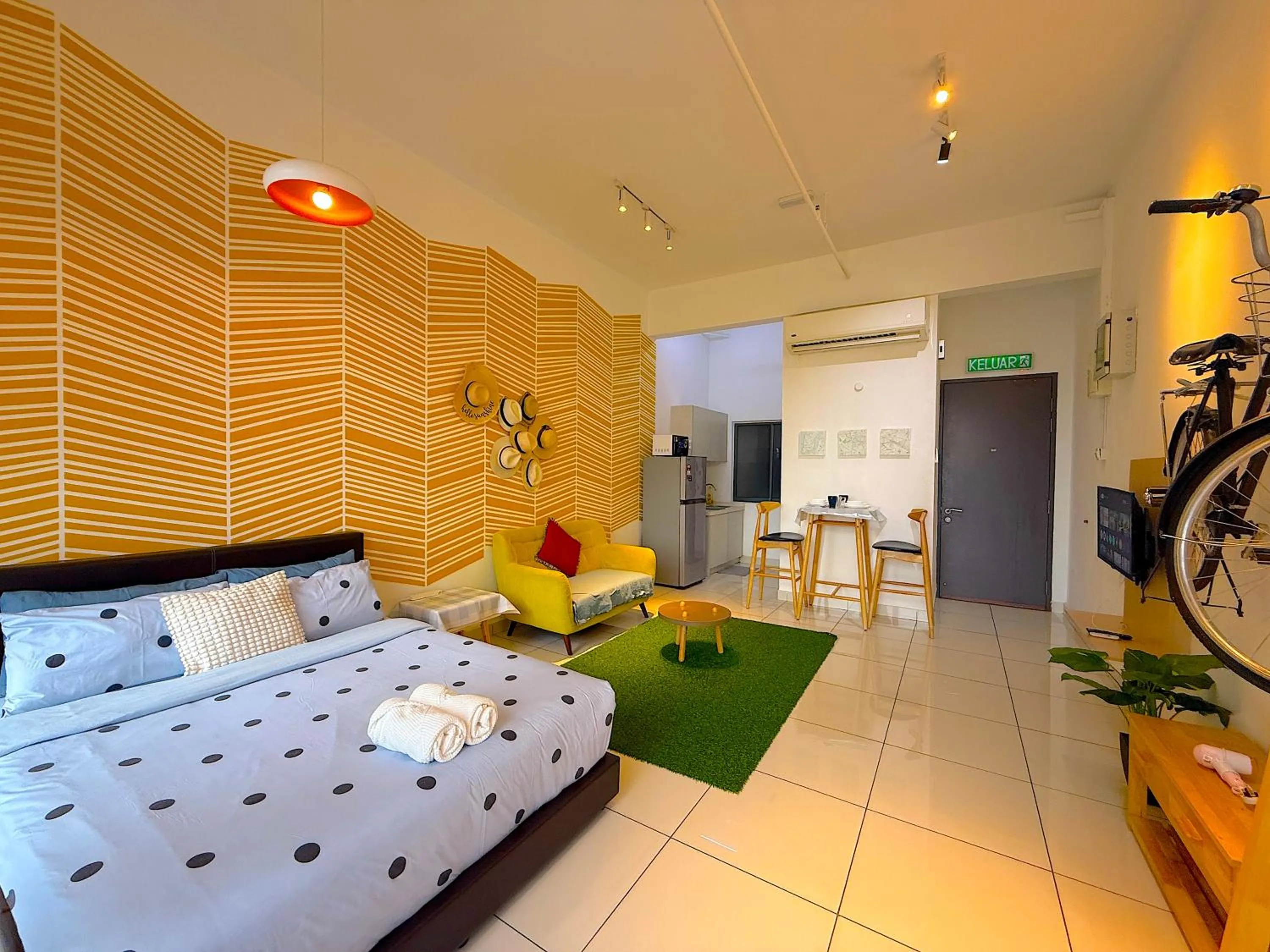 Photo of the whole room, Bed in 3 Towers Jalan Ampang By Serenity Vacation Homes