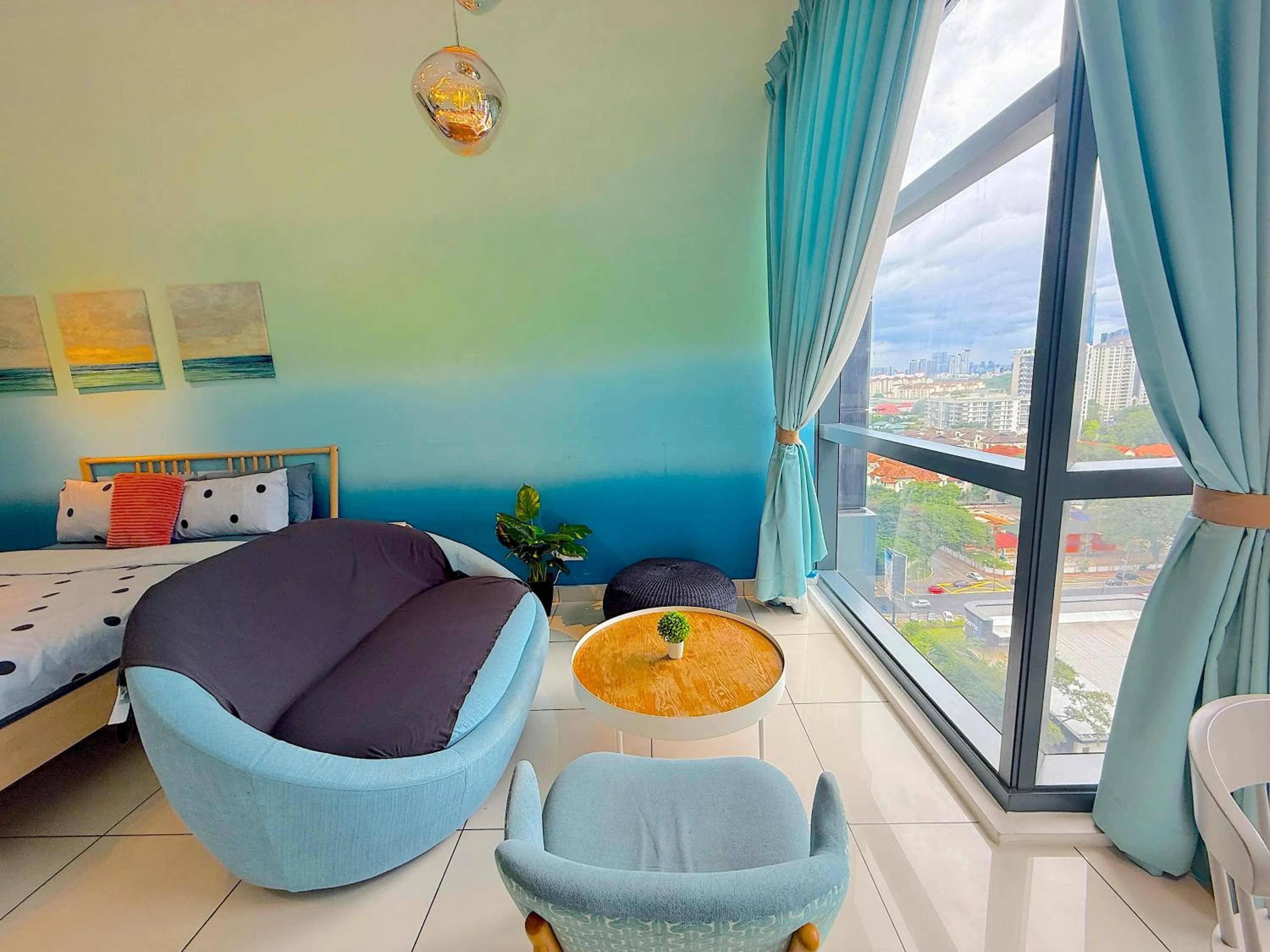 Living room, Bed in 3 Towers Jalan Ampang By Serenity Vacation Homes