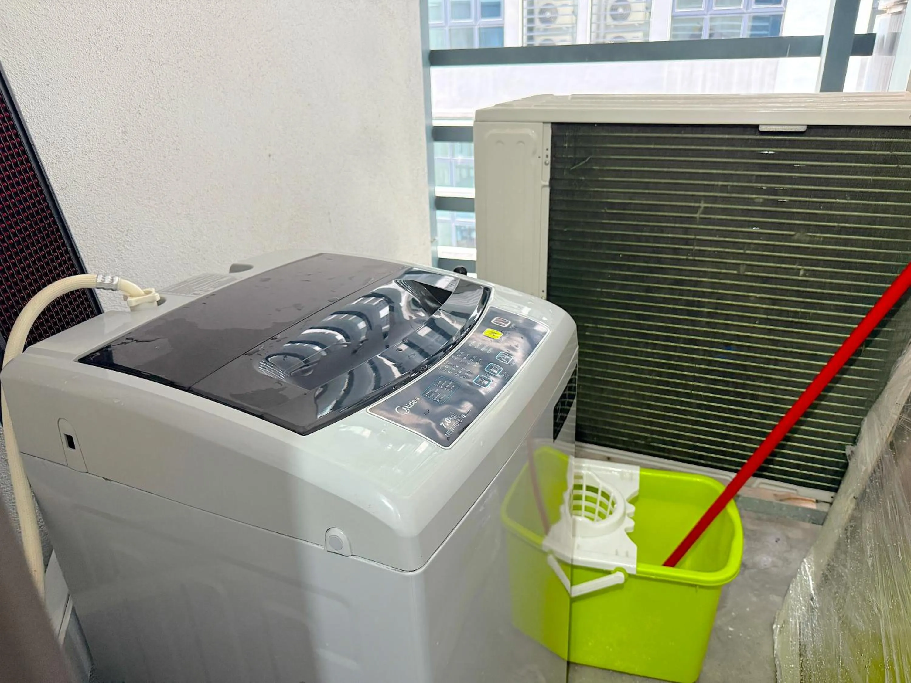 washing machine in 3 Towers Jalan Ampang By Serenity Vacation Homes