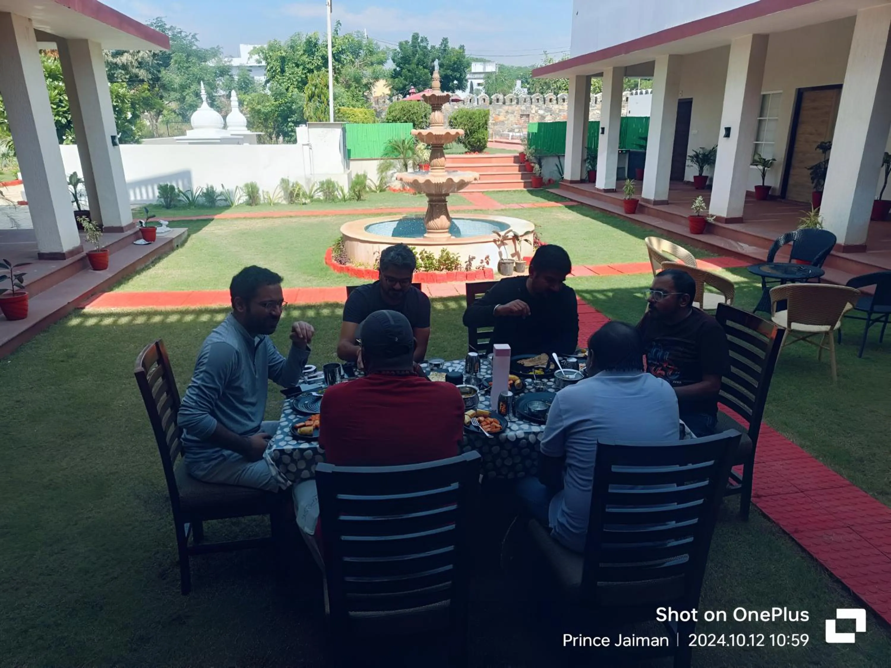 Breakfast in The Vanashv