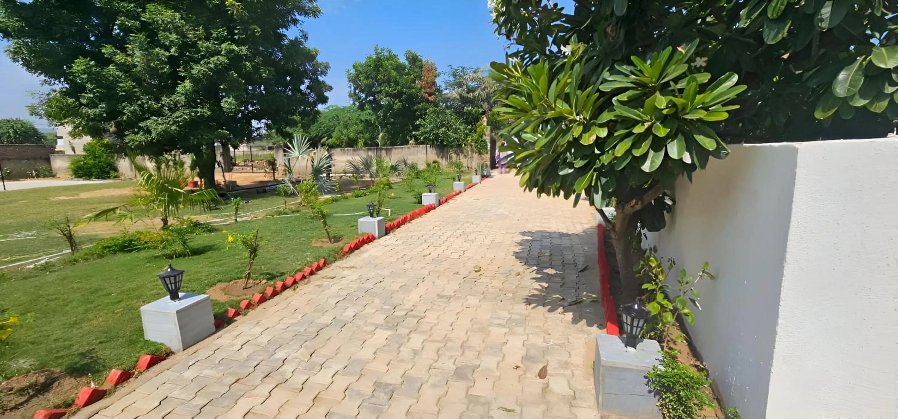 Property building in The Vanashv