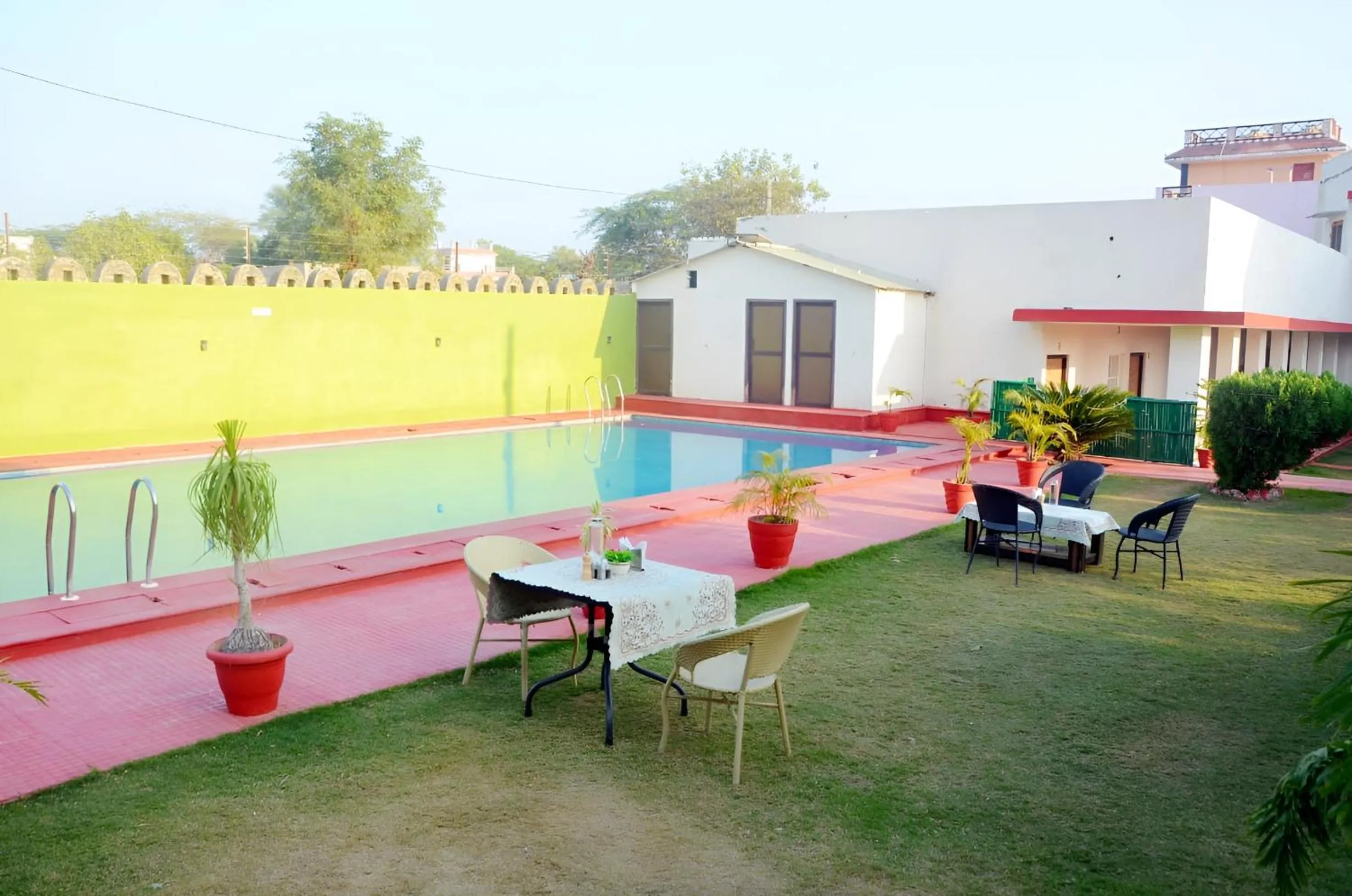 Swimming pool in The Vanashv