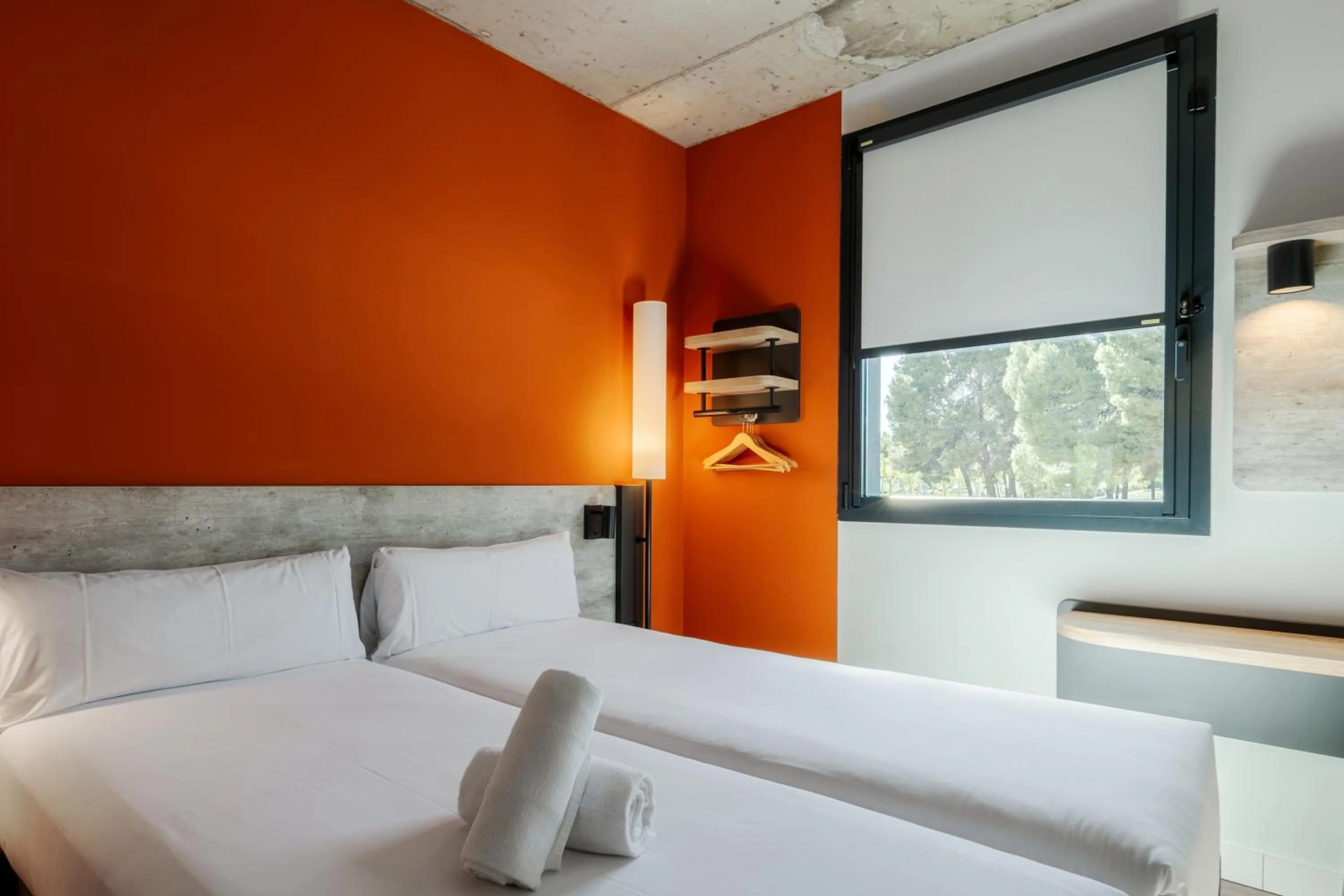 Bed in ibis budget Madrid Aeropuerto