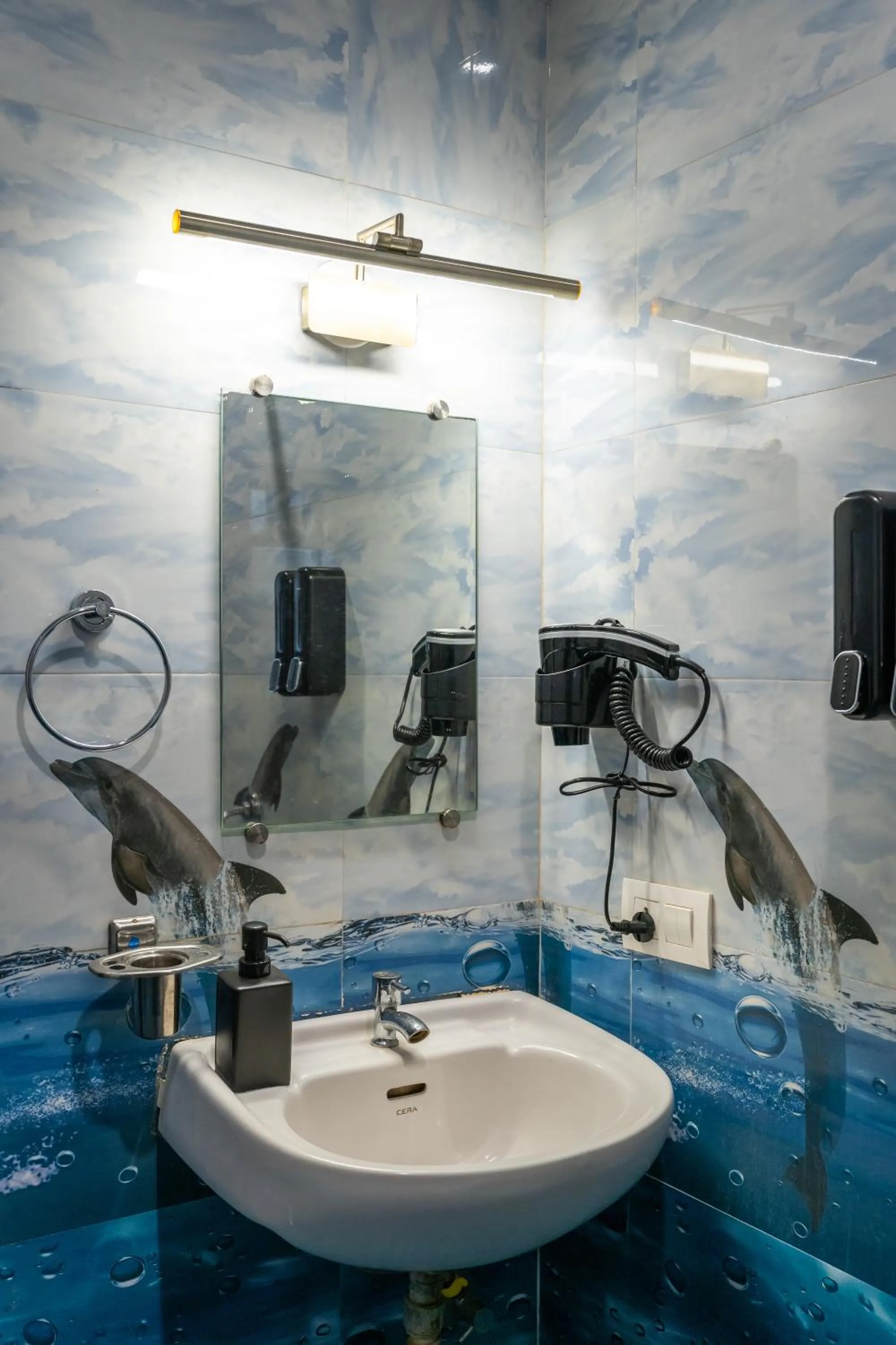 Shower in Whoopers Boutique Hotel Morjim