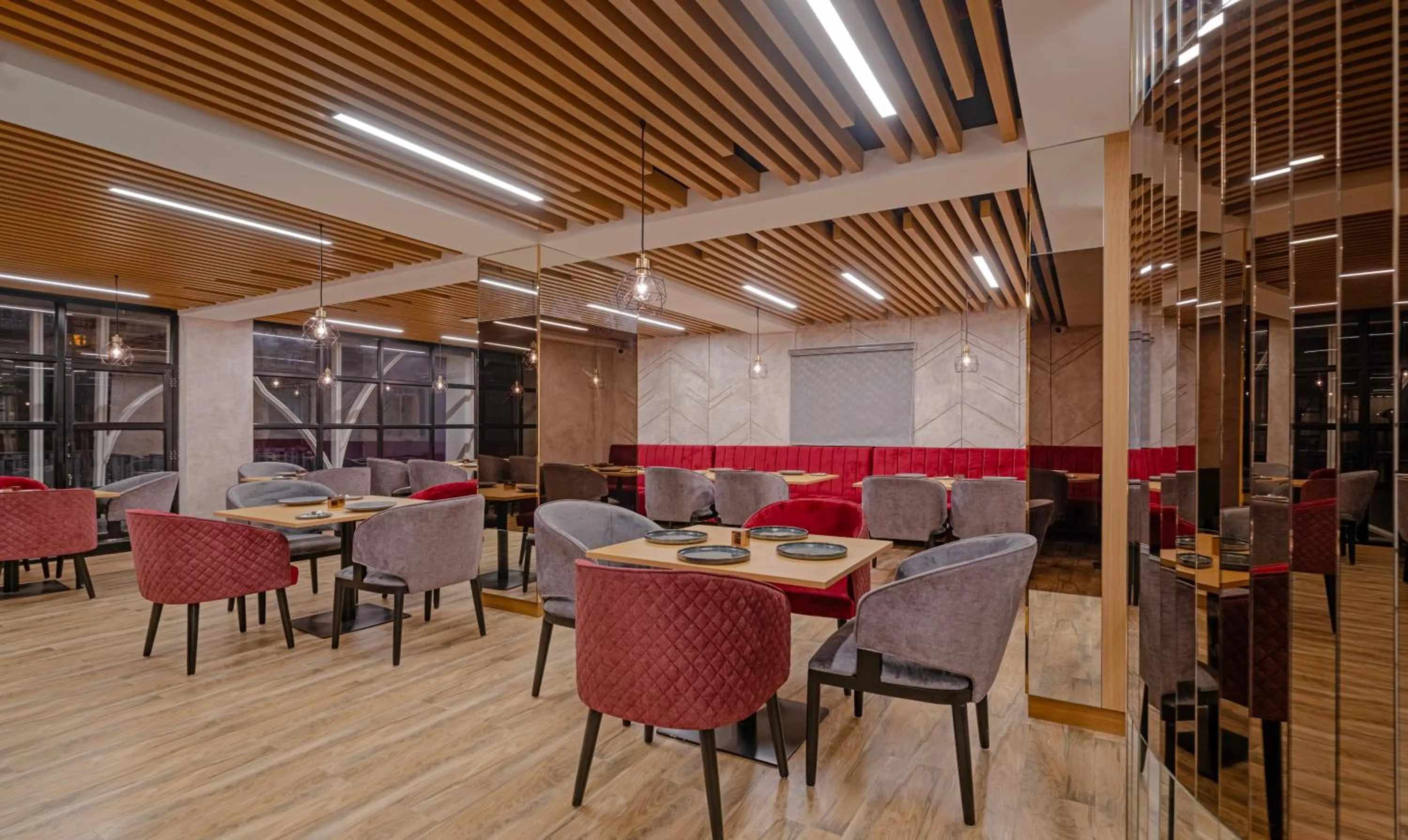 Dining area in Treebo Premium D Consulate