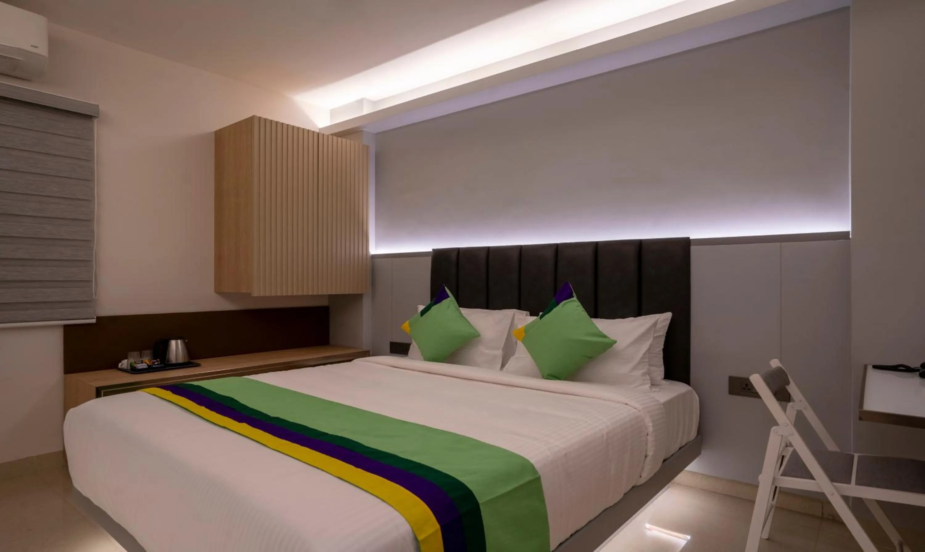 Bed in Treebo Premium D Consulate