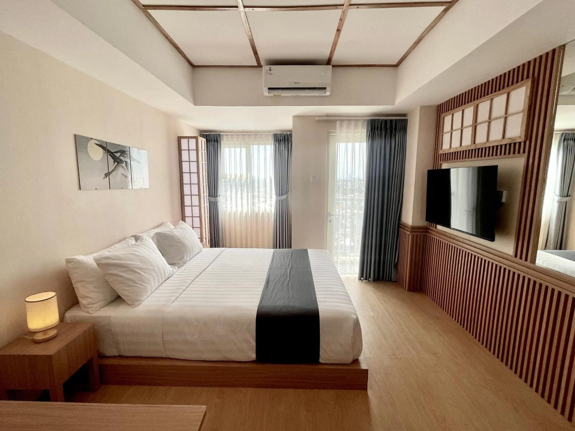 TV and multimedia, Bed in Nemuru Hotel Ciputat