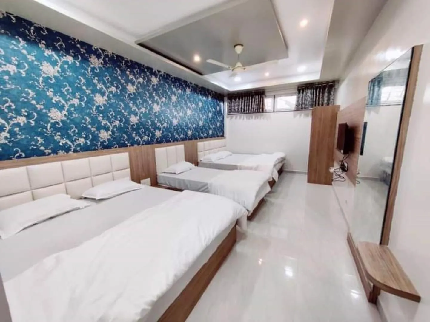 Bed in Annapurna executive 
