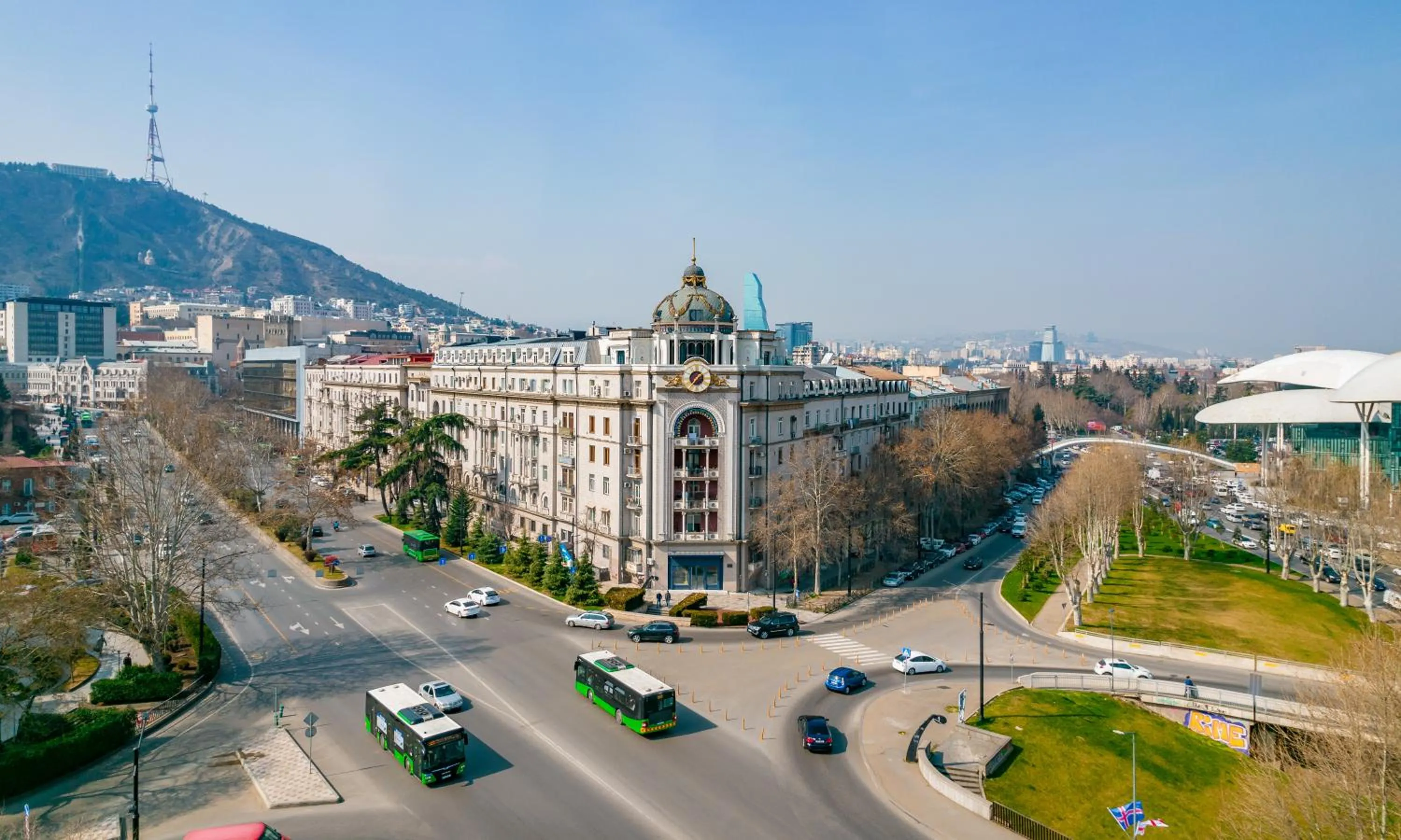 Property building in Zorba&Bond Boutique Hotel