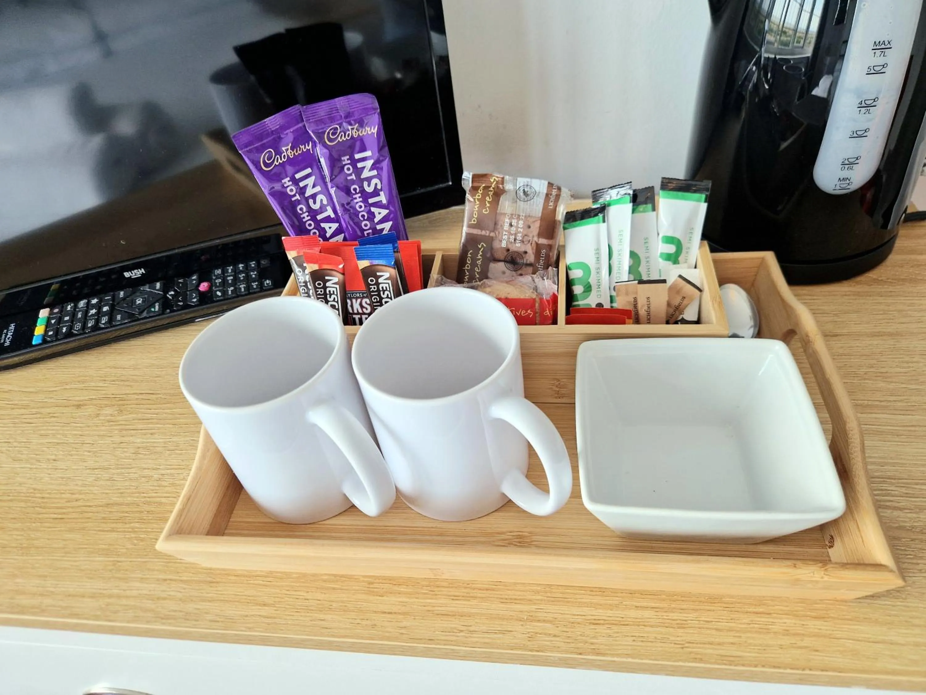 Coffee/tea facilities in The Kensington