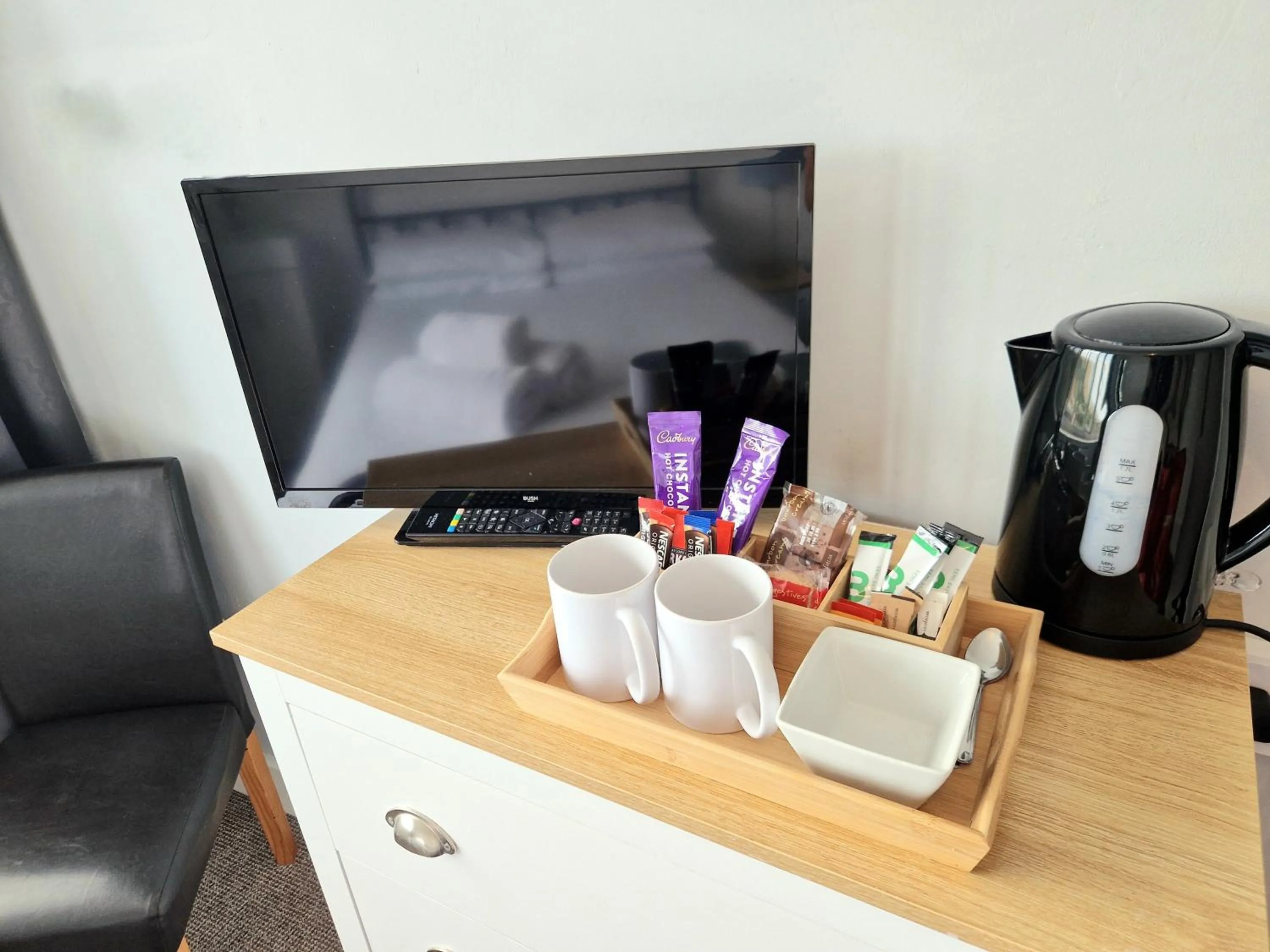 Coffee/tea facilities in The Kensington