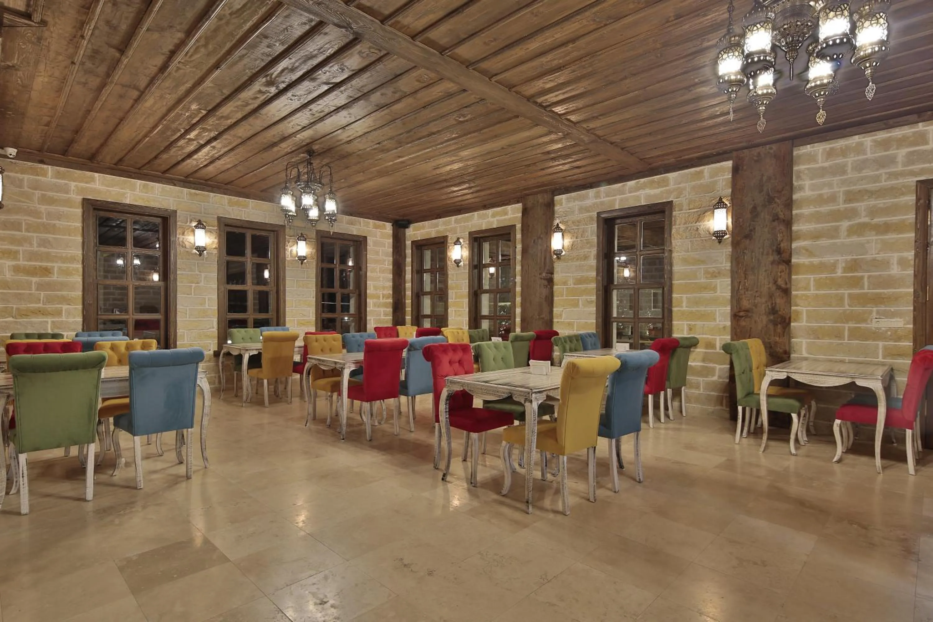 Restaurant/places to eat in ELEVRES STONE HOUSE HOTEL