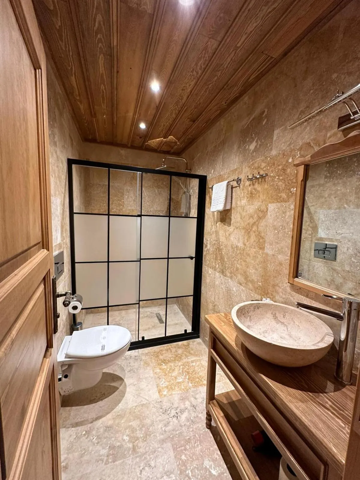 ELEVRES STONE HOUSE HOTEL