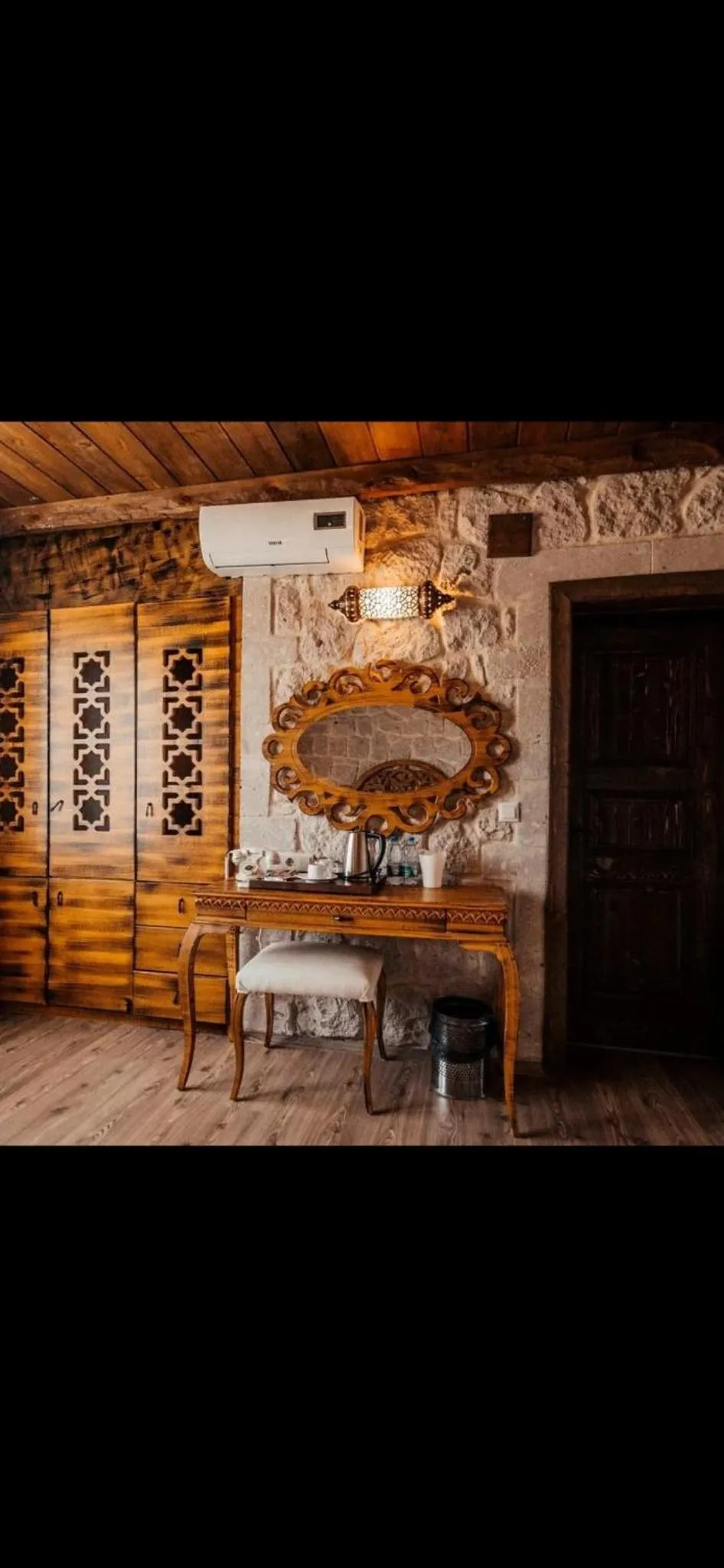 Bedroom in ELEVRES STONE HOUSE HOTEL