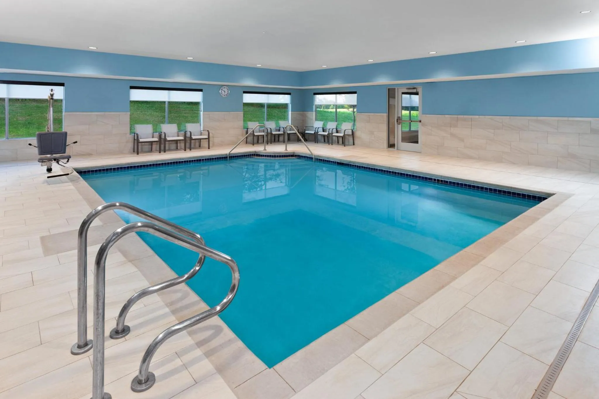 Swimming pool in Holiday Inn Express & Suites Reedsburg - Dells Area by IHG