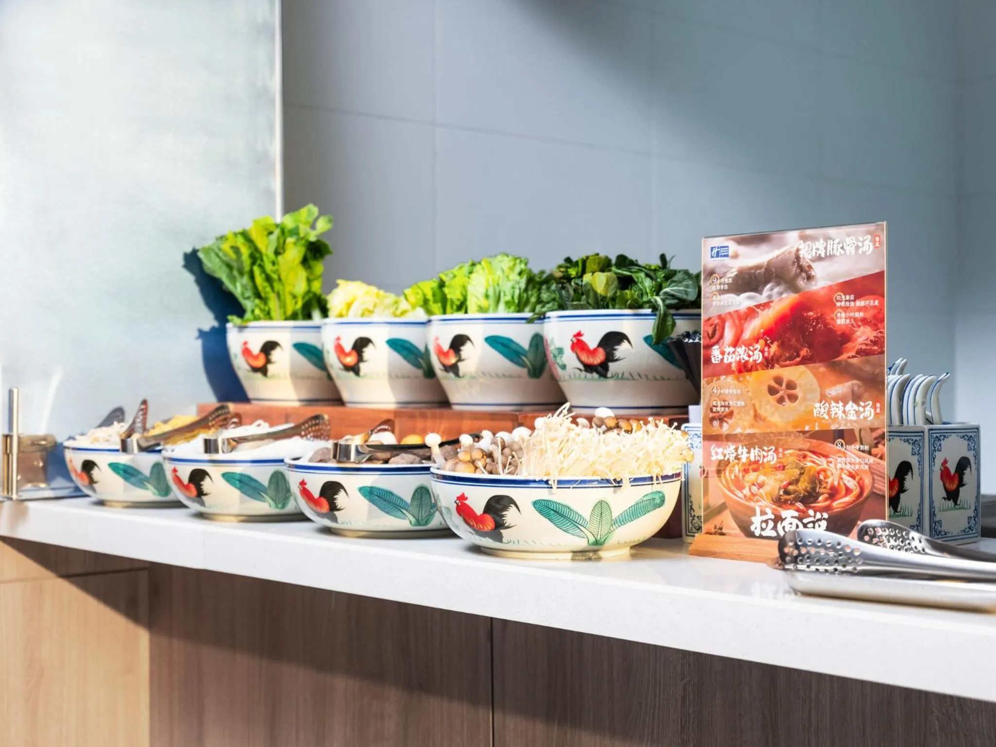 Restaurant/places to eat in Holiday Inn Express Shenzhen Futian Center by IHG