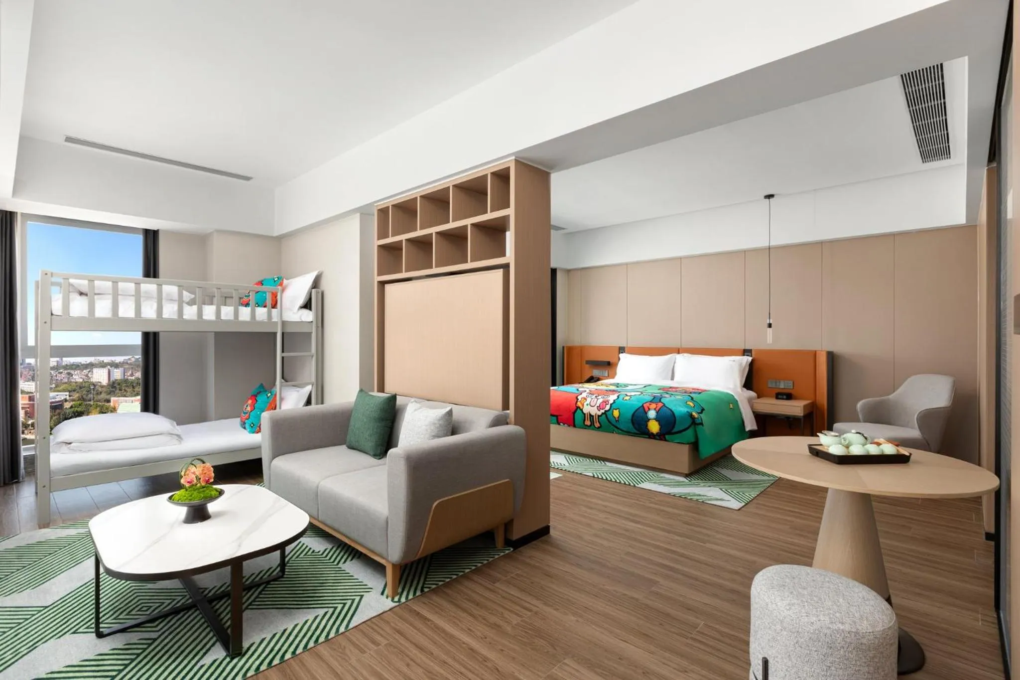 Photo of the whole room, Bed in Holiday Inn Quanzhou Donghai by IHG