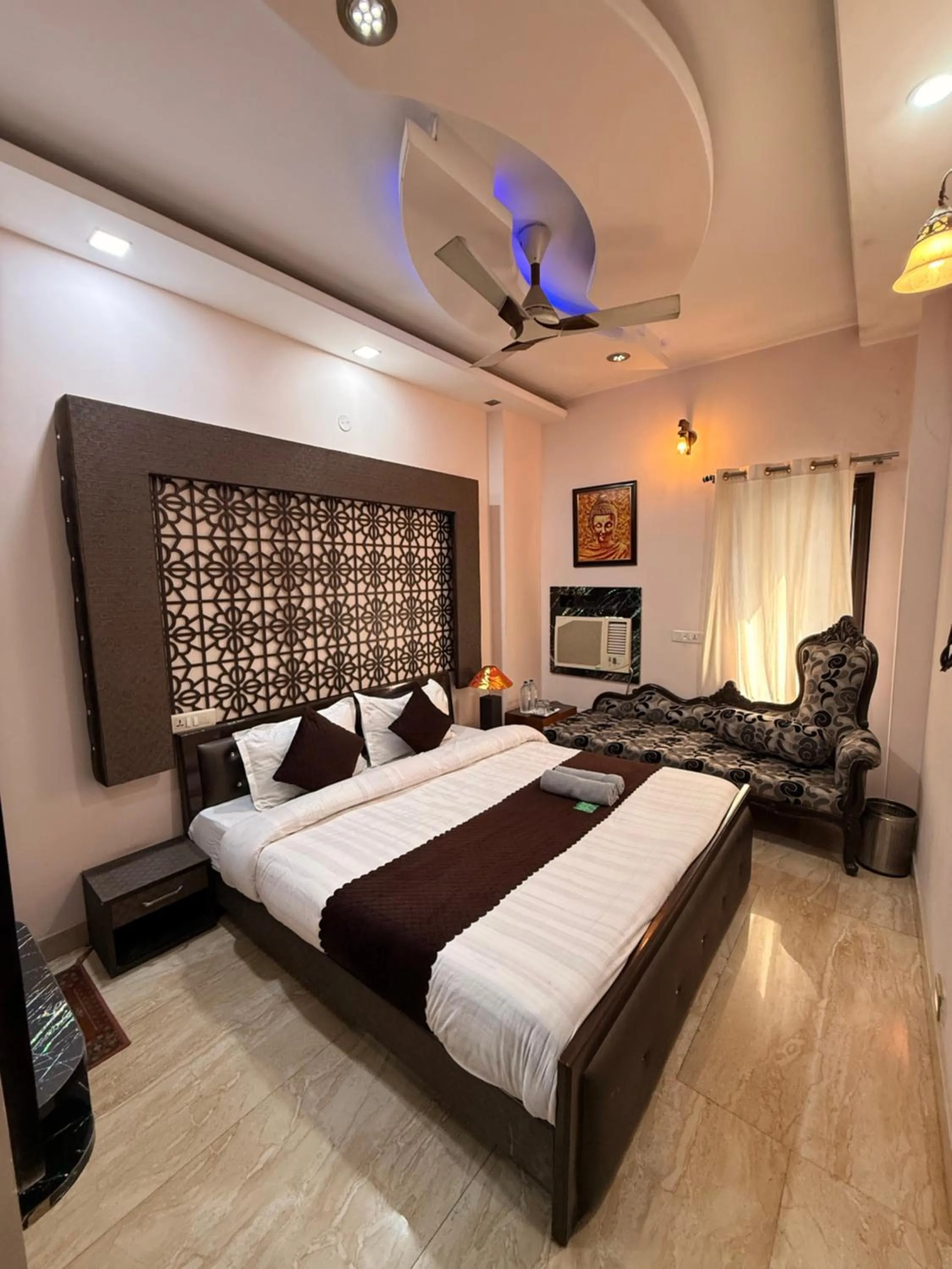 Bed in Pacific Grand