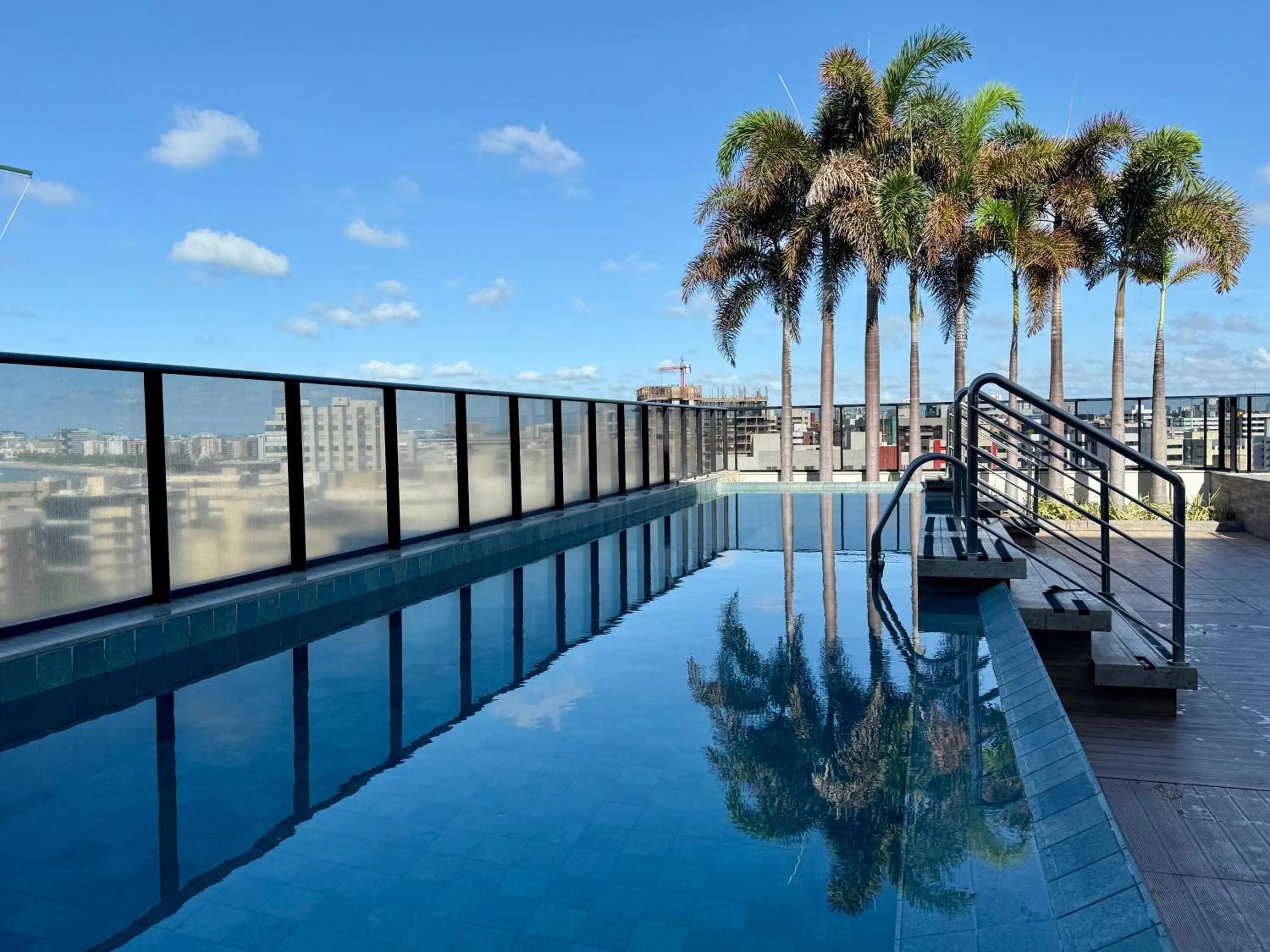 Swimming pool in Prédio com excelente custo benefício!