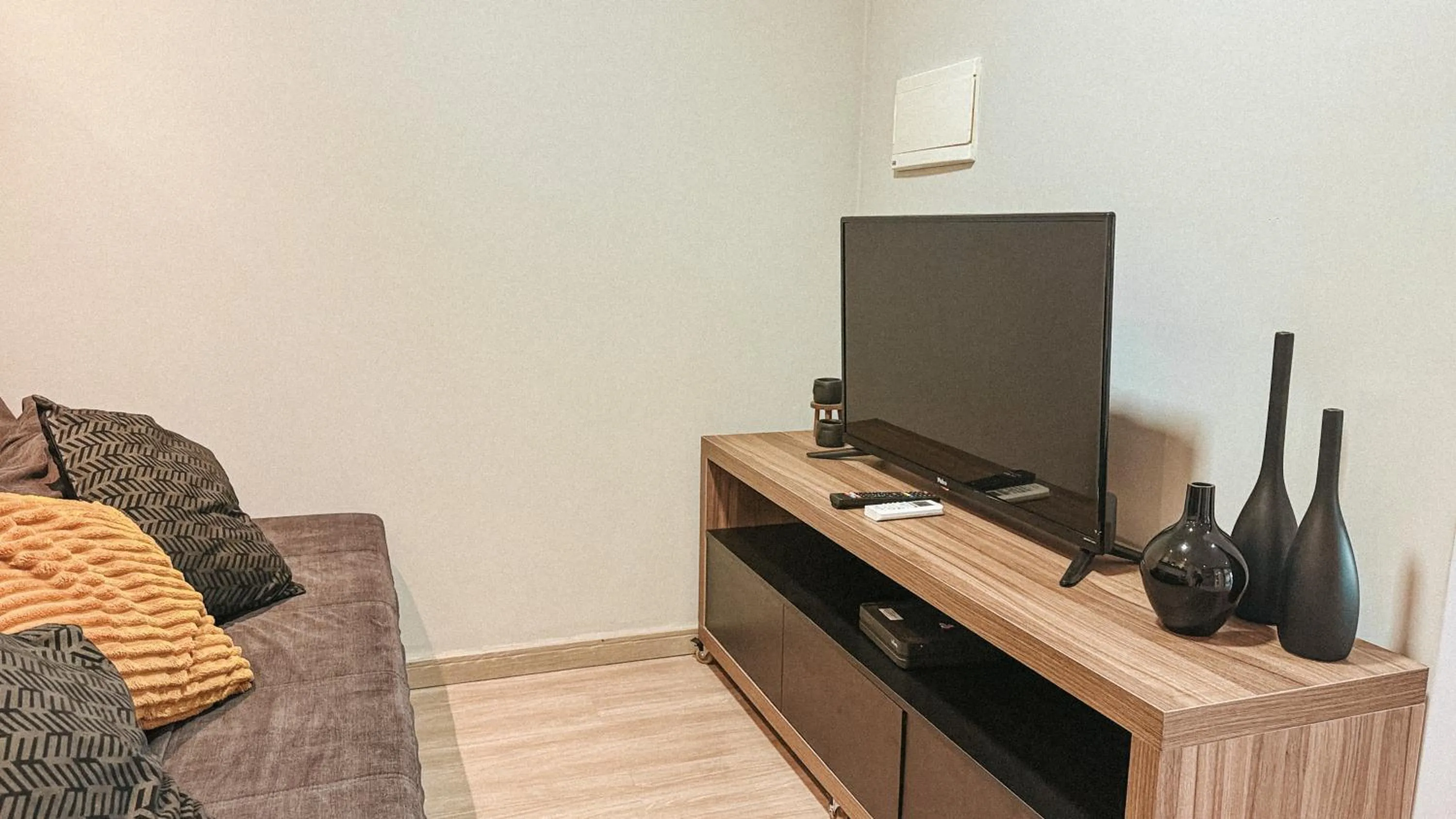 TV and multimedia in Condomínio de Luxo a Beira Mar!