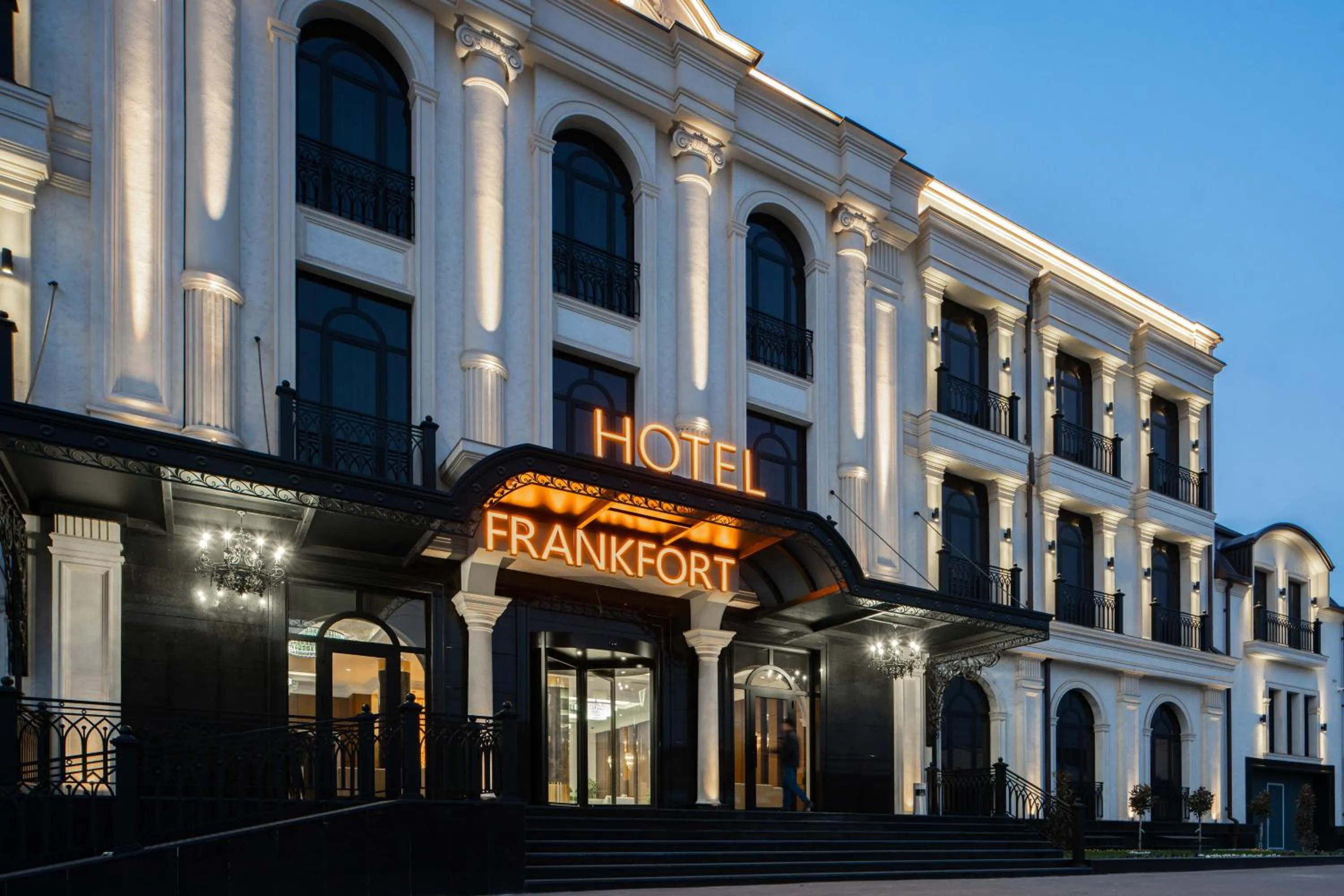 Property building in FRANKFORT Expo Hotel